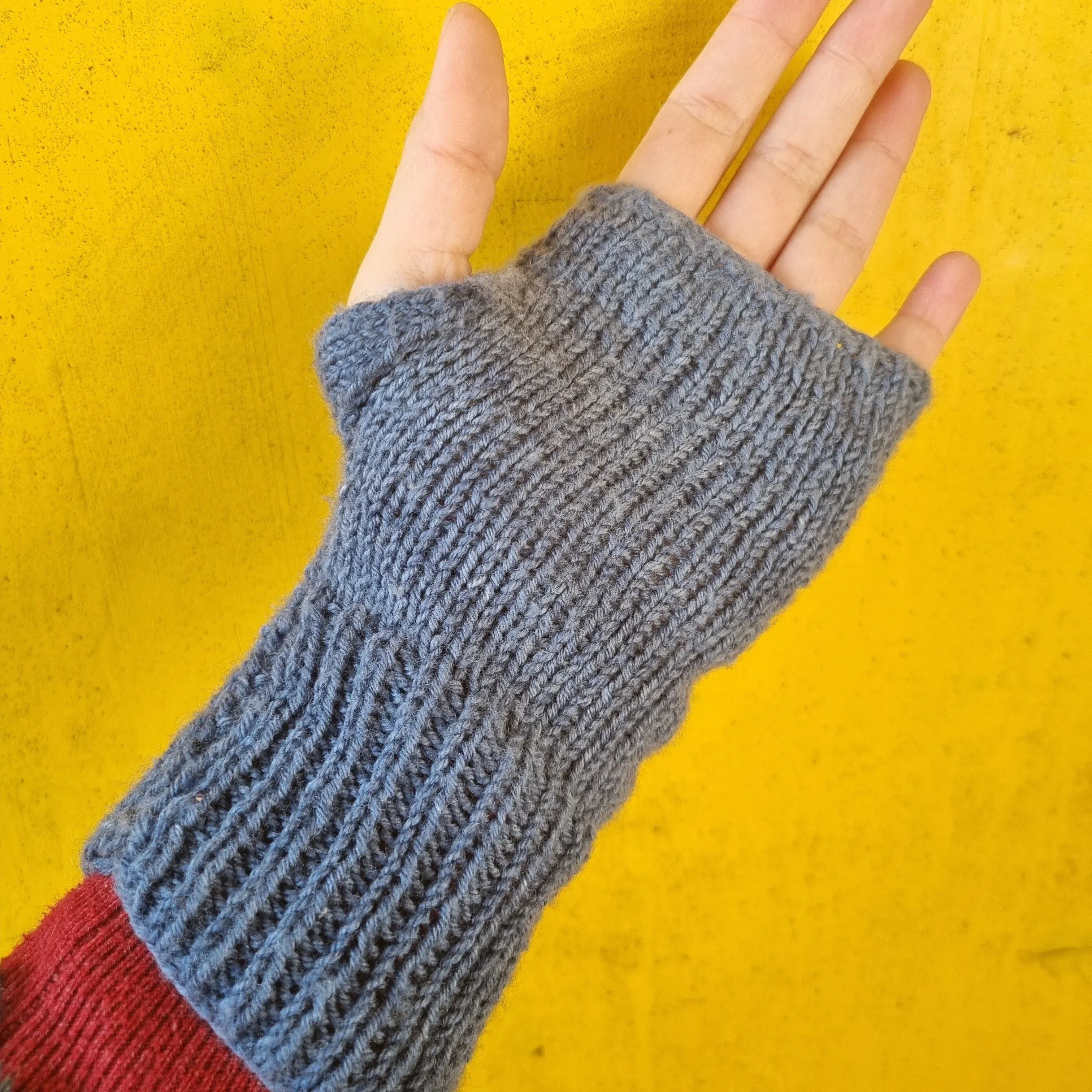 Never Ending - Wrist warmers
