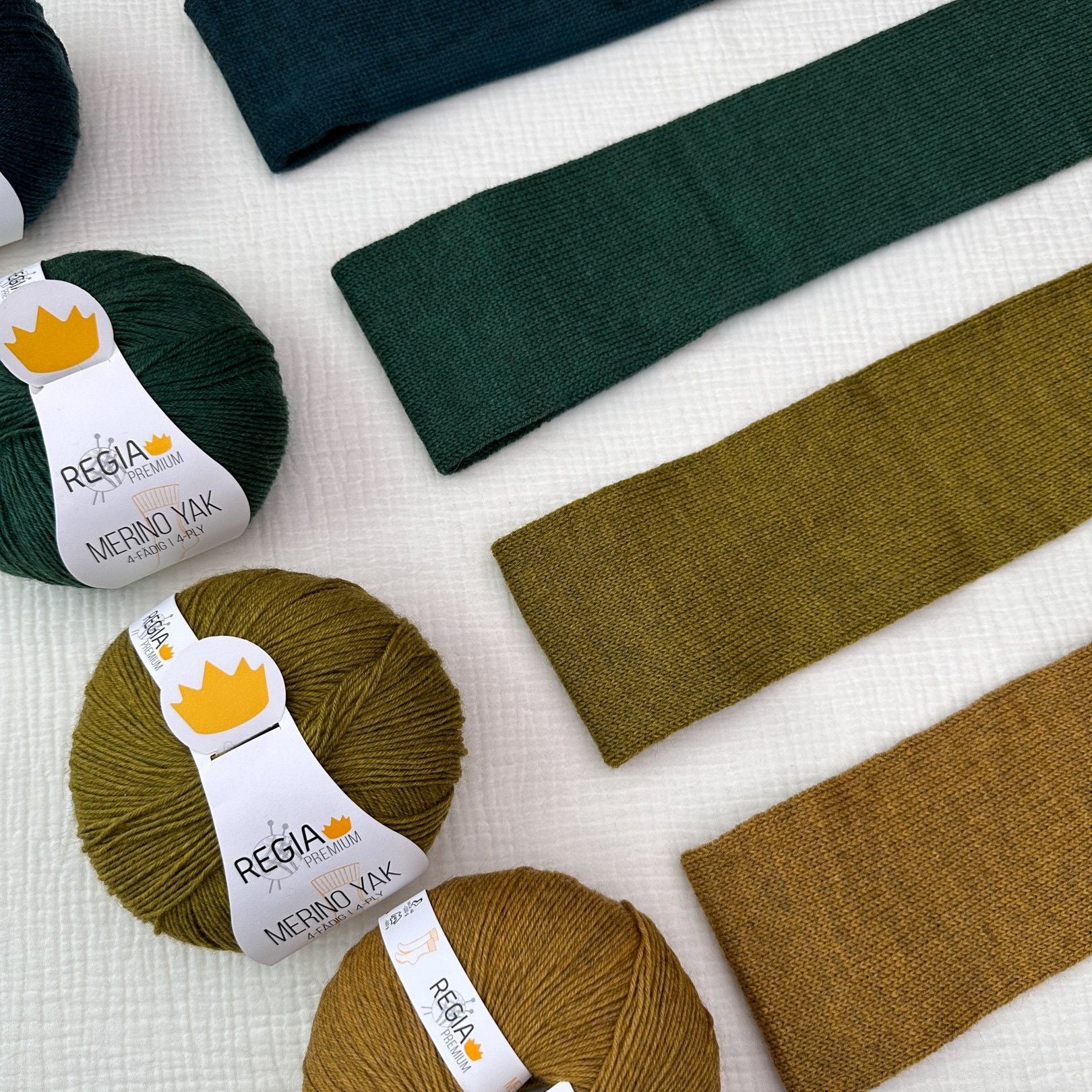 23079-regia-premium-merino-yak-4-ply-1.webp