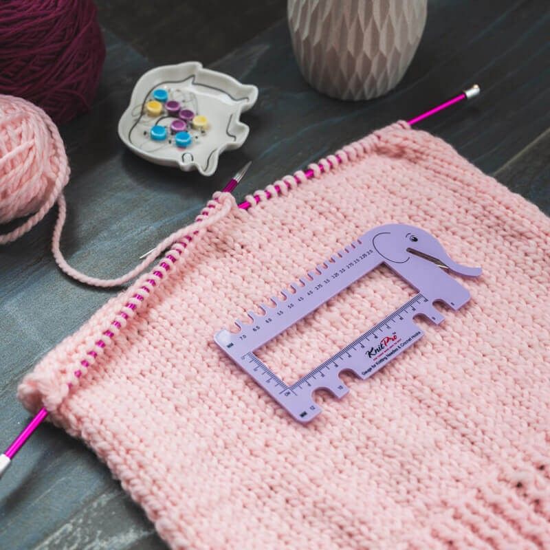 2334-crochet-hooks-knitting-needles-gauge-1.webp