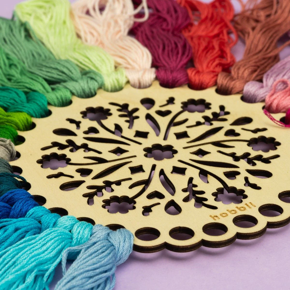 2335-embroidery-thread-organiser-1.webp