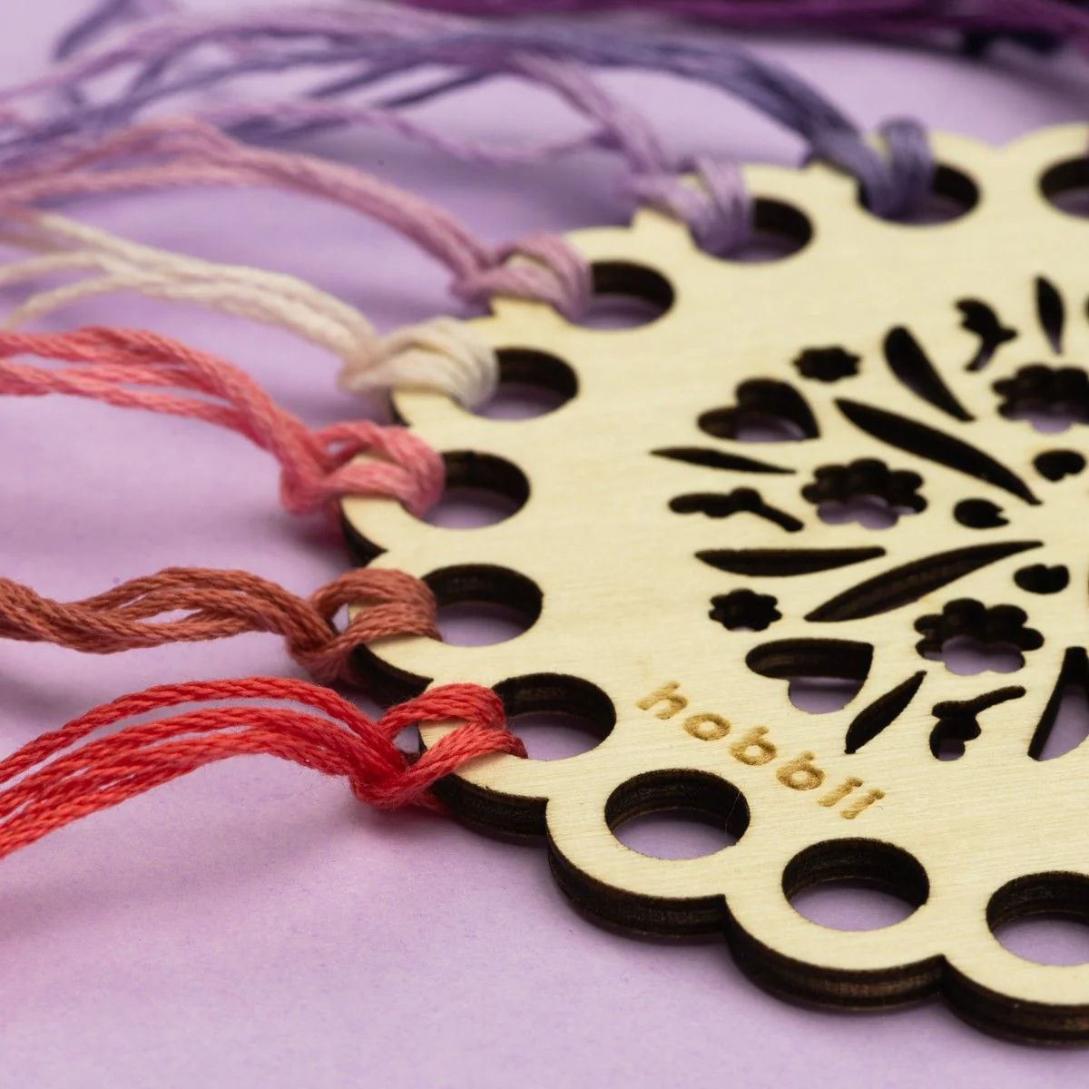 2335-embroidery-thread-organiser-1.webp