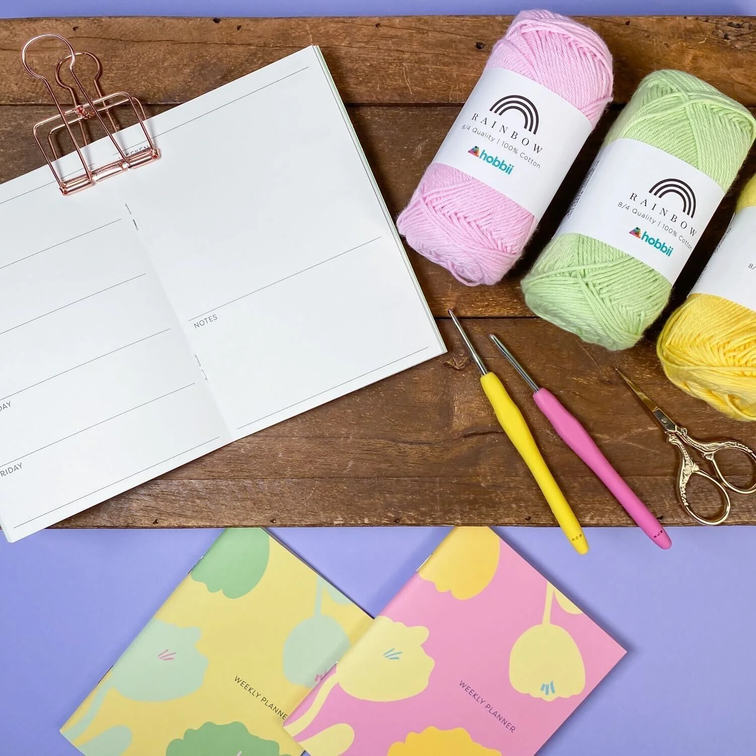 2340-weekly-planner-book-flower-1.webp