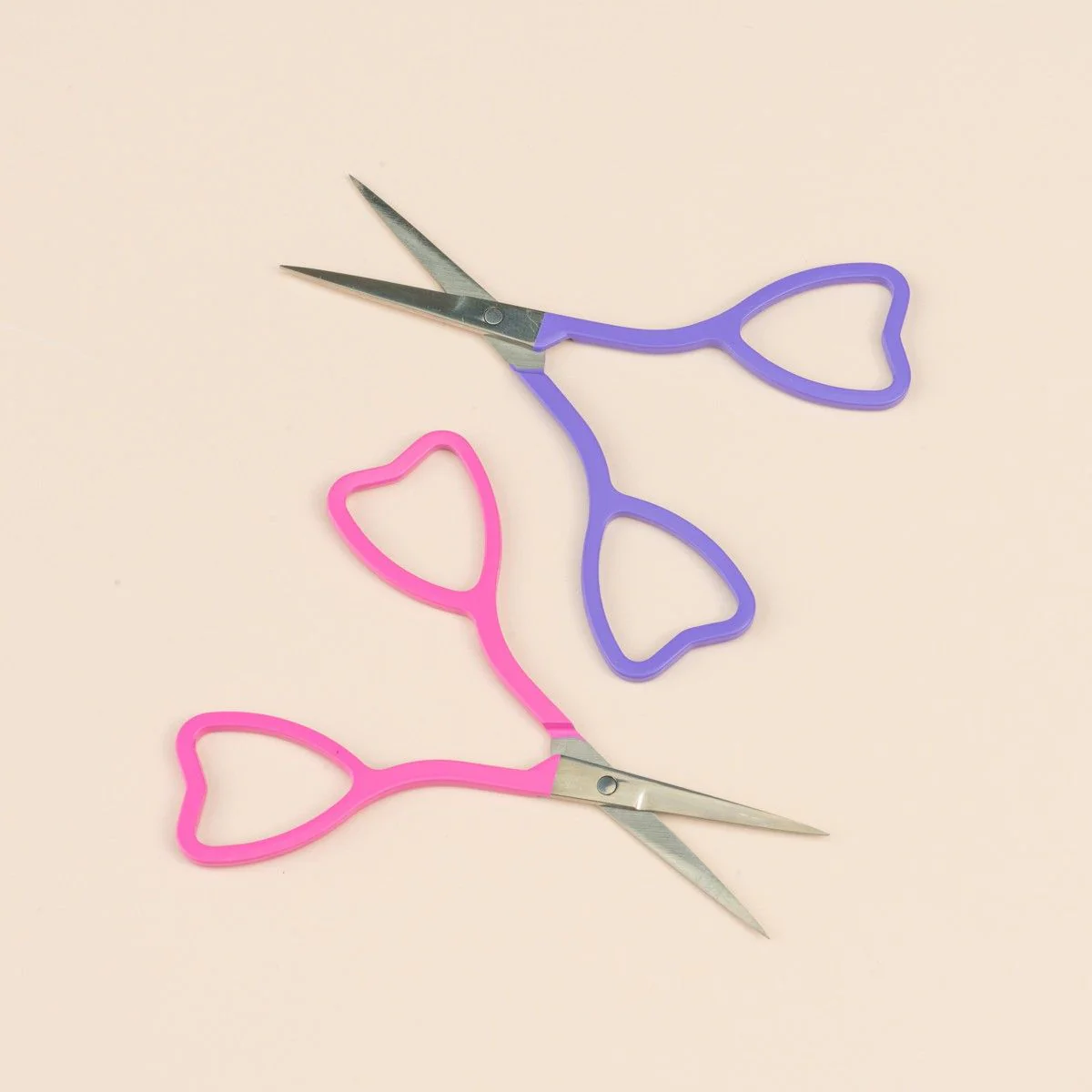 2528-scissors-heart-1.webp