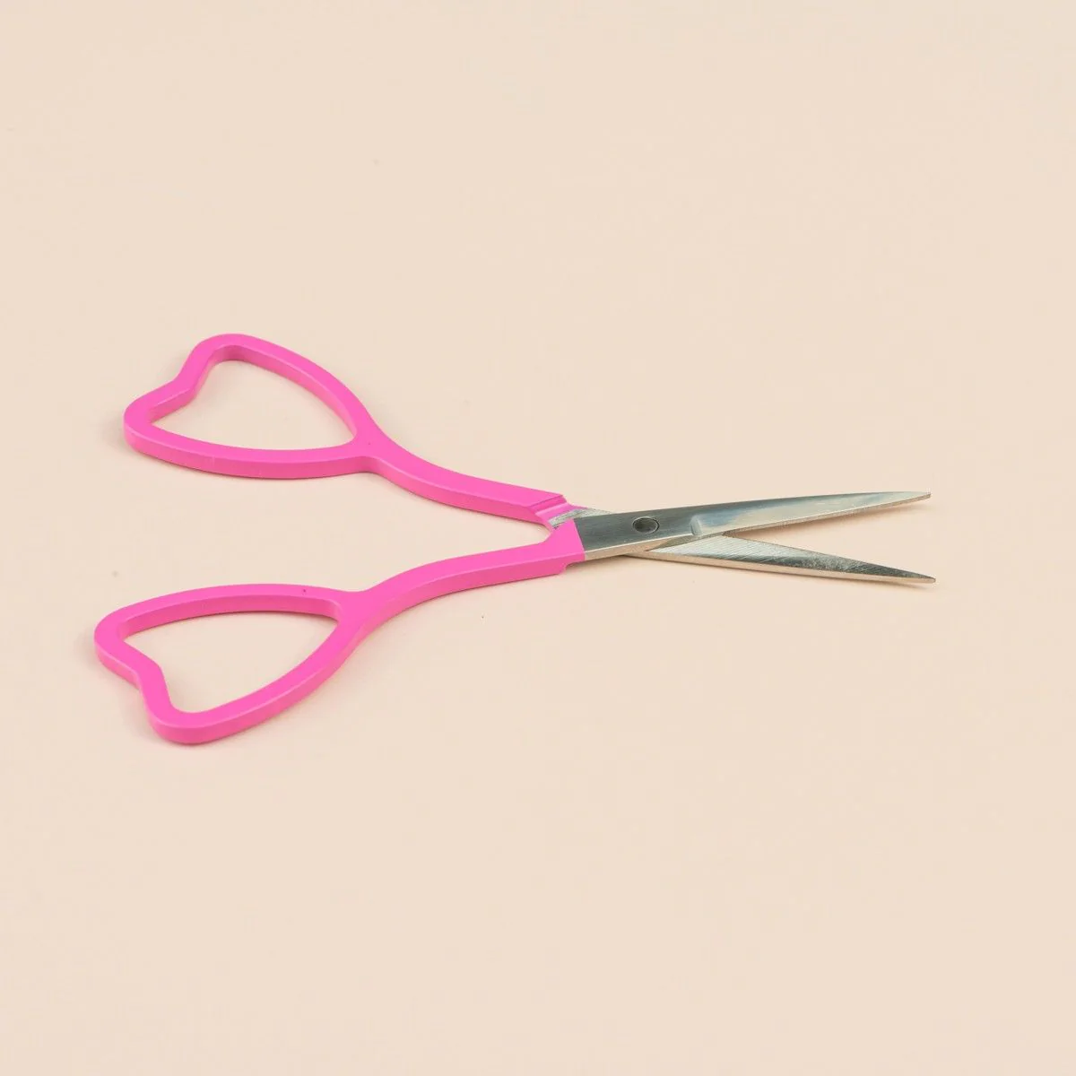 2528-scissors-heart-1.webp