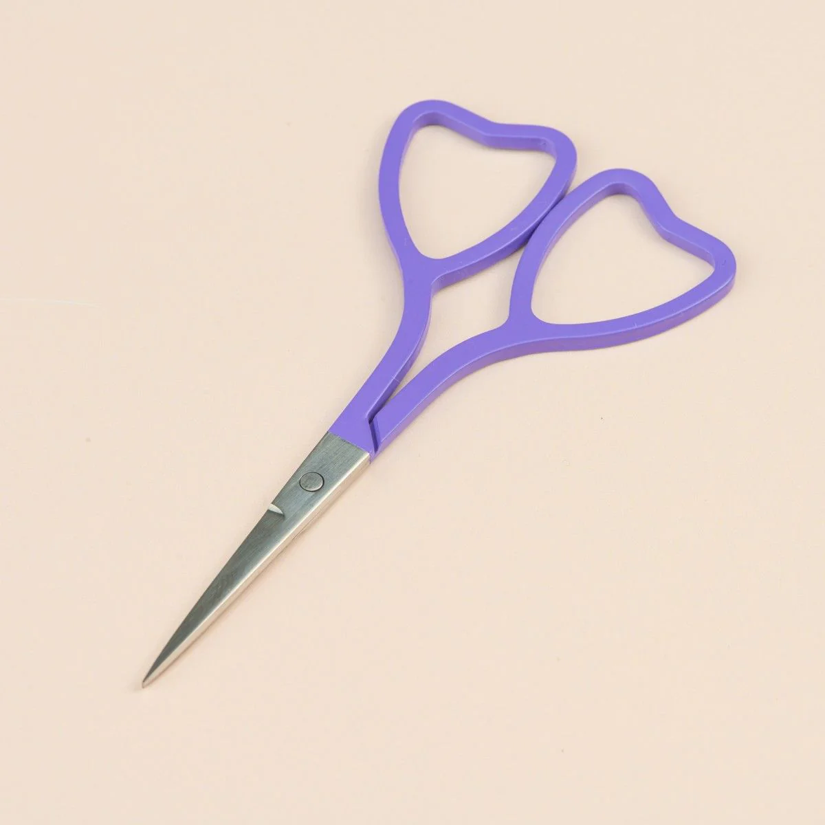 2528-scissors-heart-1.webp
