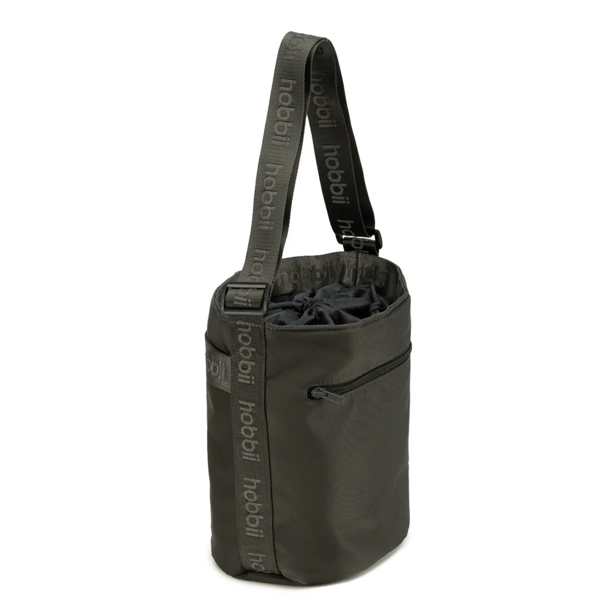2550-bucket-bag-1.webp