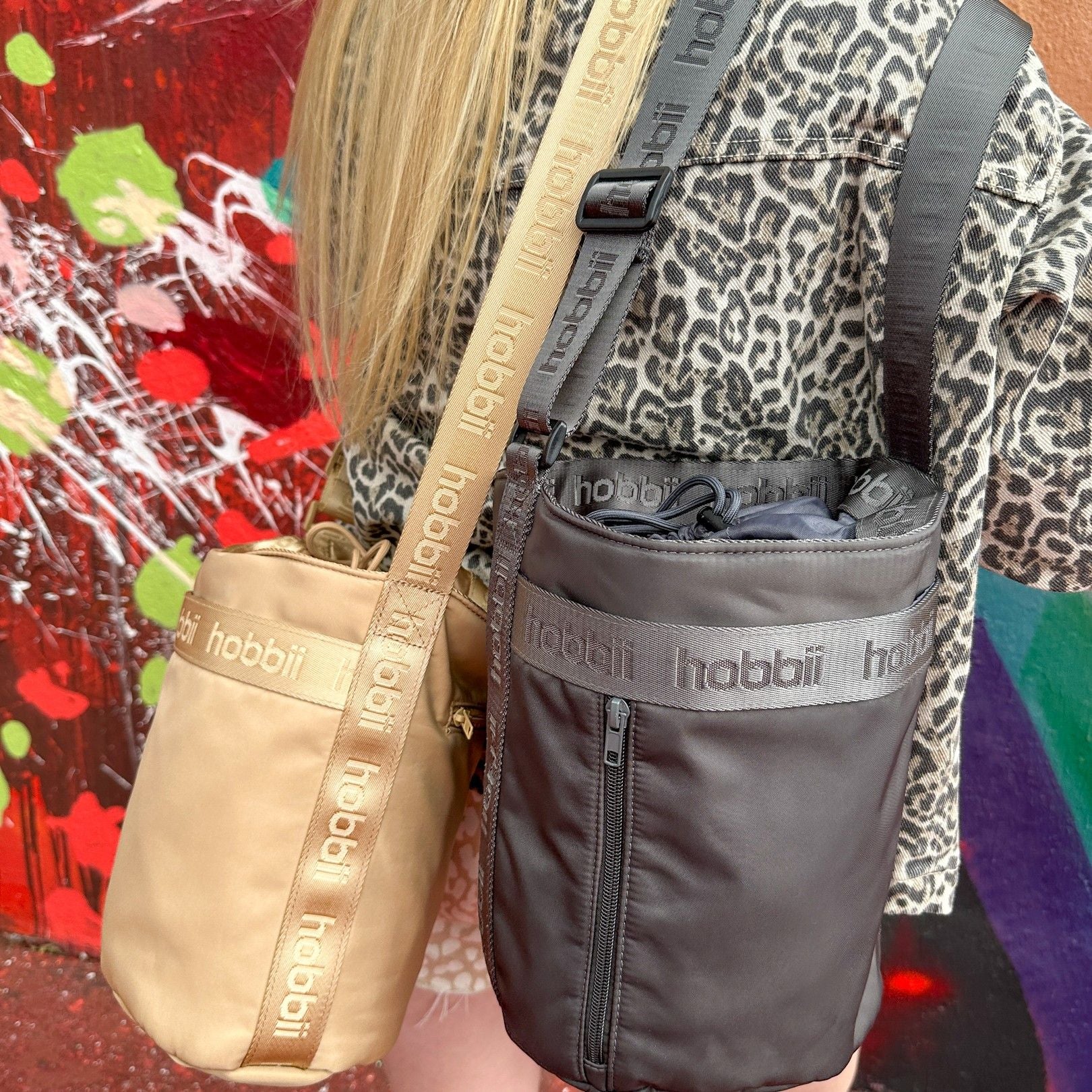 2550-bucket-bag-1.webp