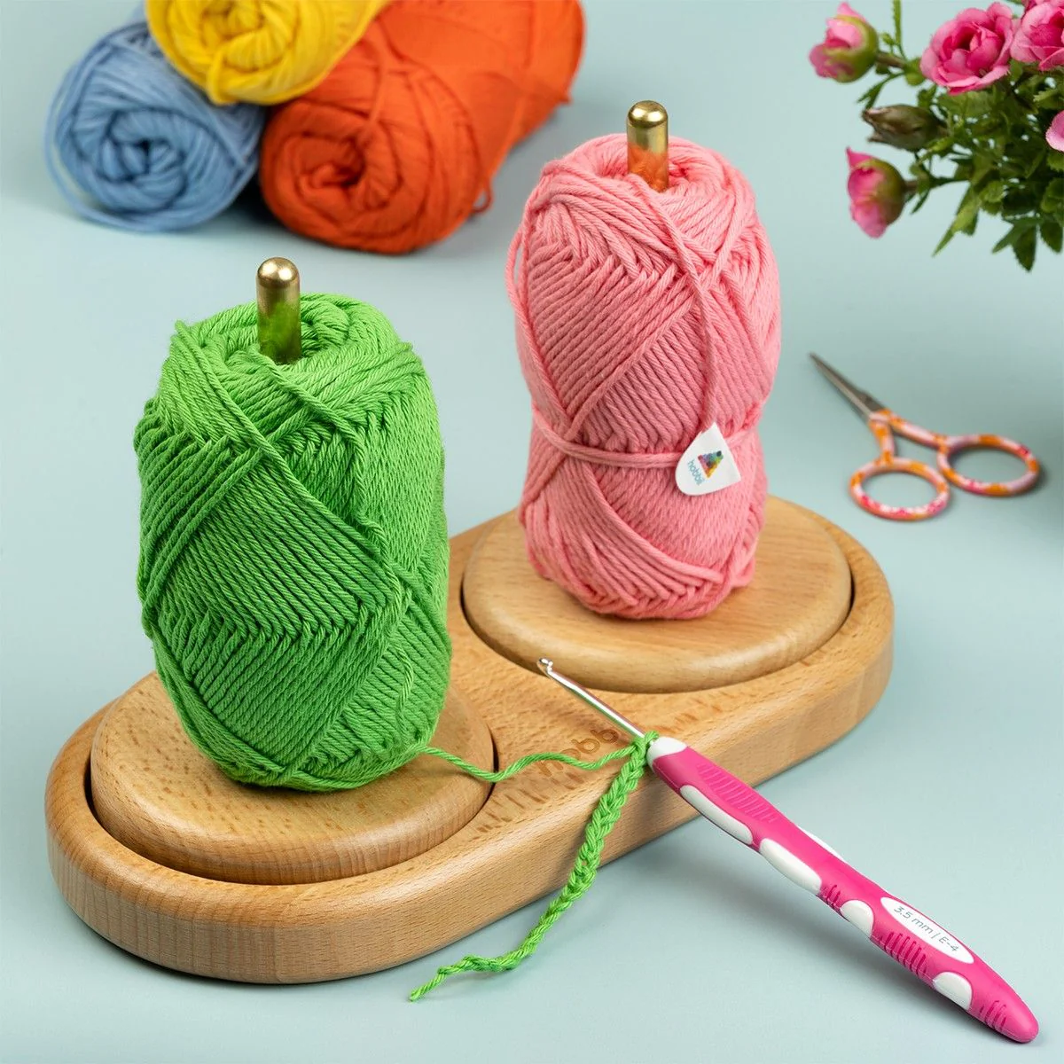 2553-duo-yarn-holder-wooden-1.webp