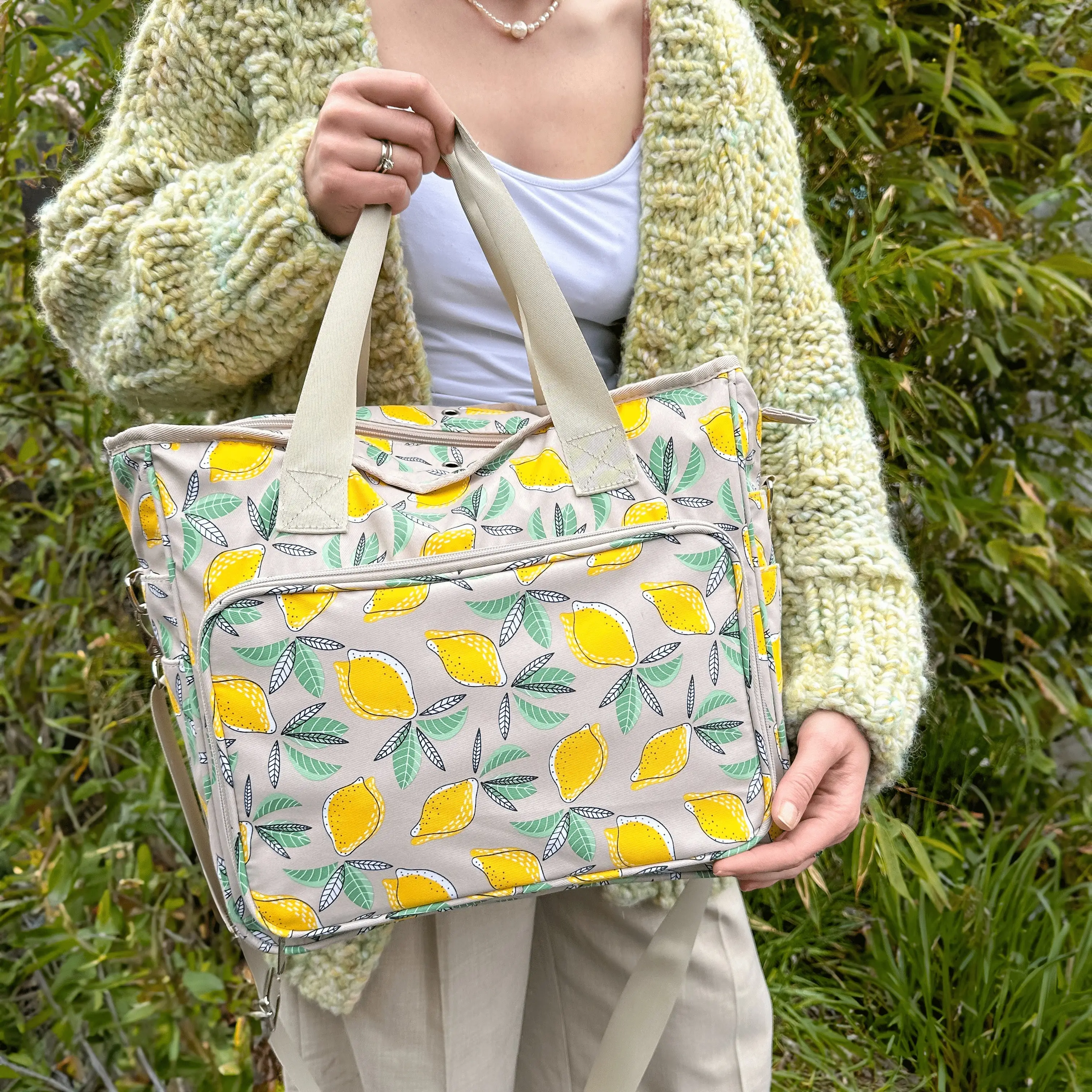 2608-yarn-bag-w-print-1.webp