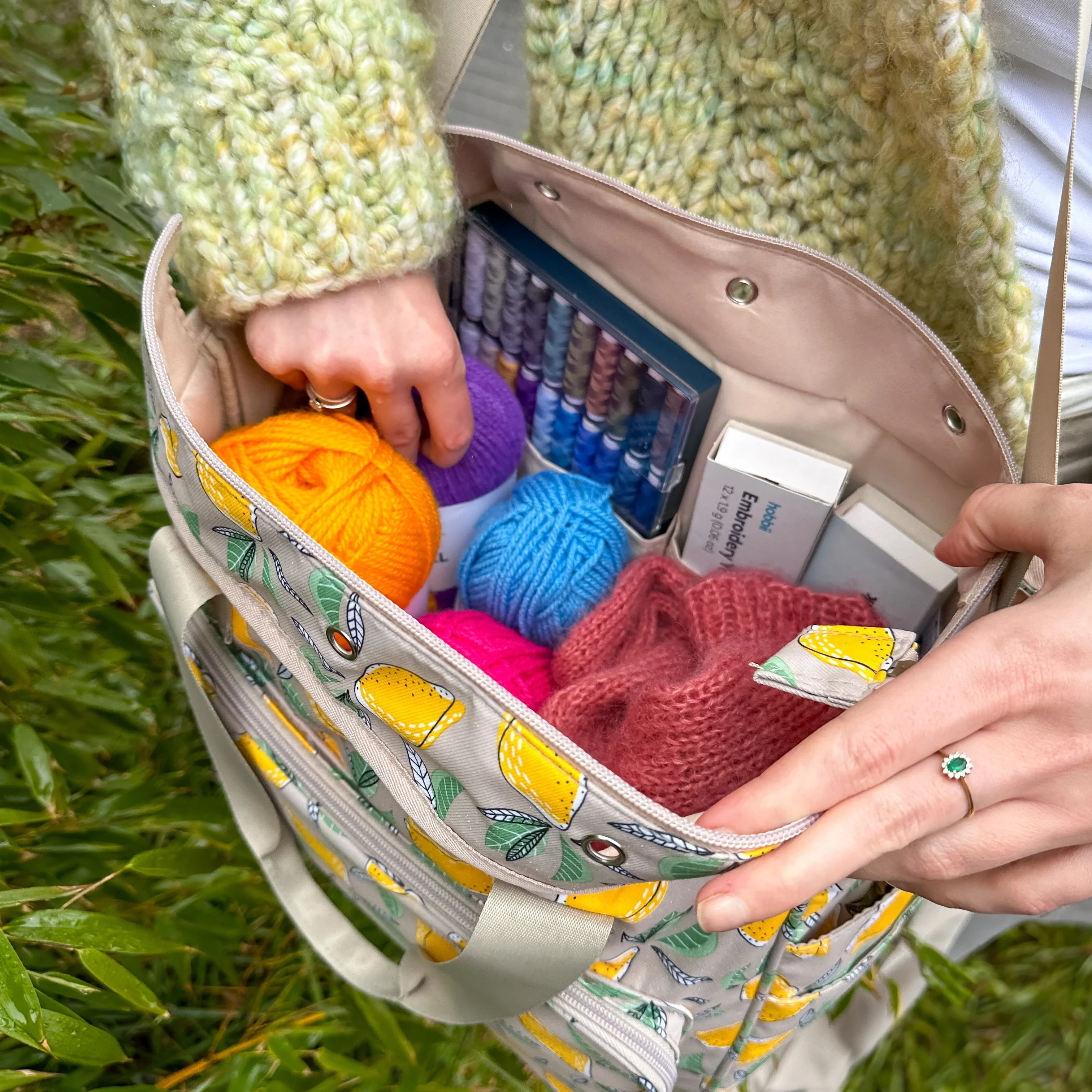 2608-yarn-bag-w-print-1.webp