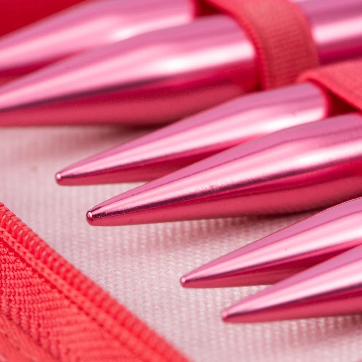 2617-stellar-interchangeable-circular-needle-set-deluxe-coral-1.webp