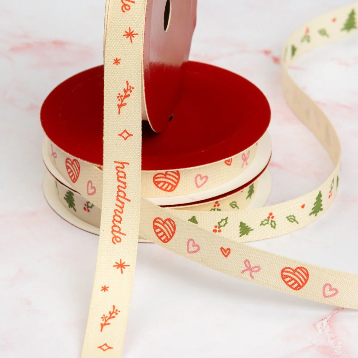 2893-gift-ribbons-christmas-1.webp