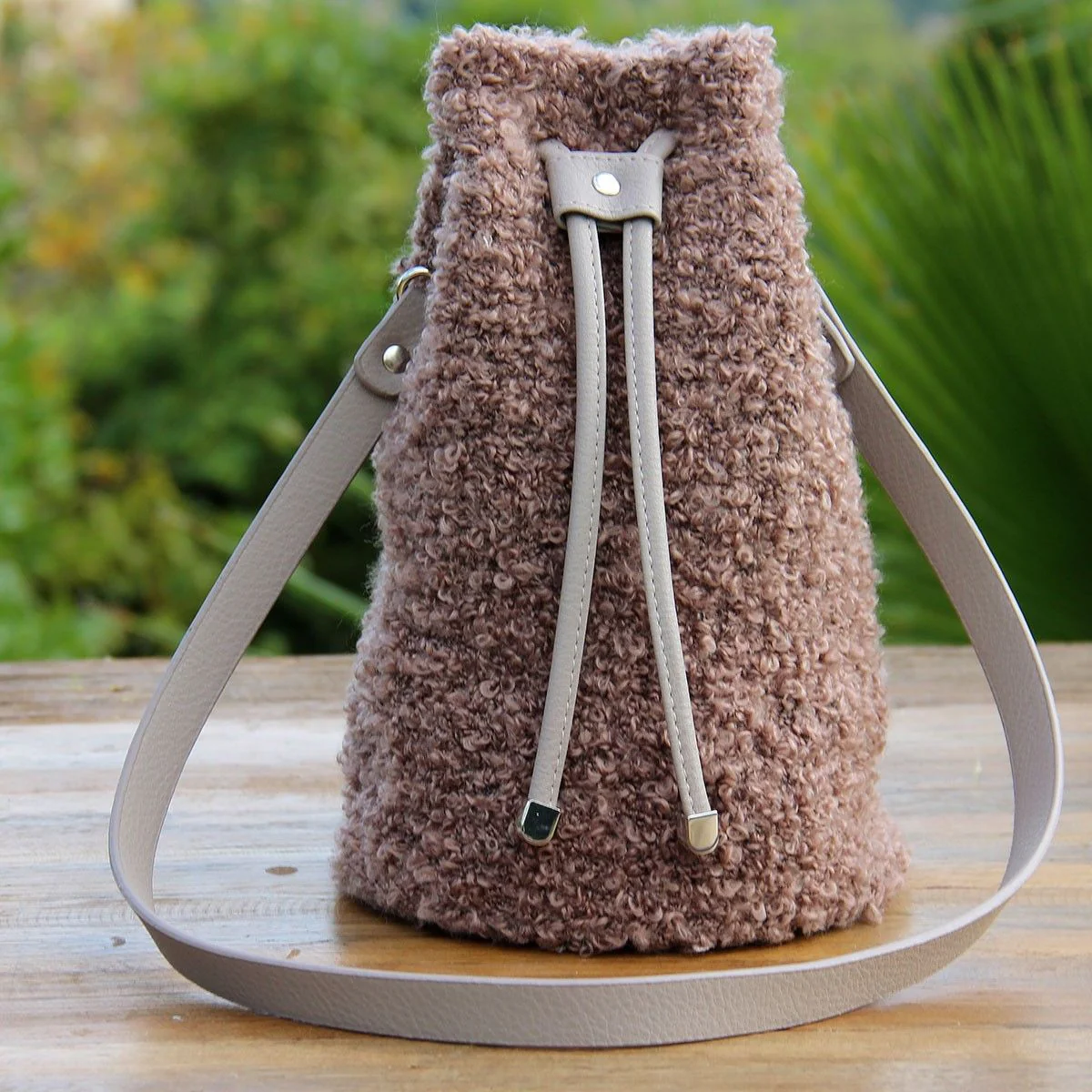 2943-bag-drawstring-black-silver-1.webp