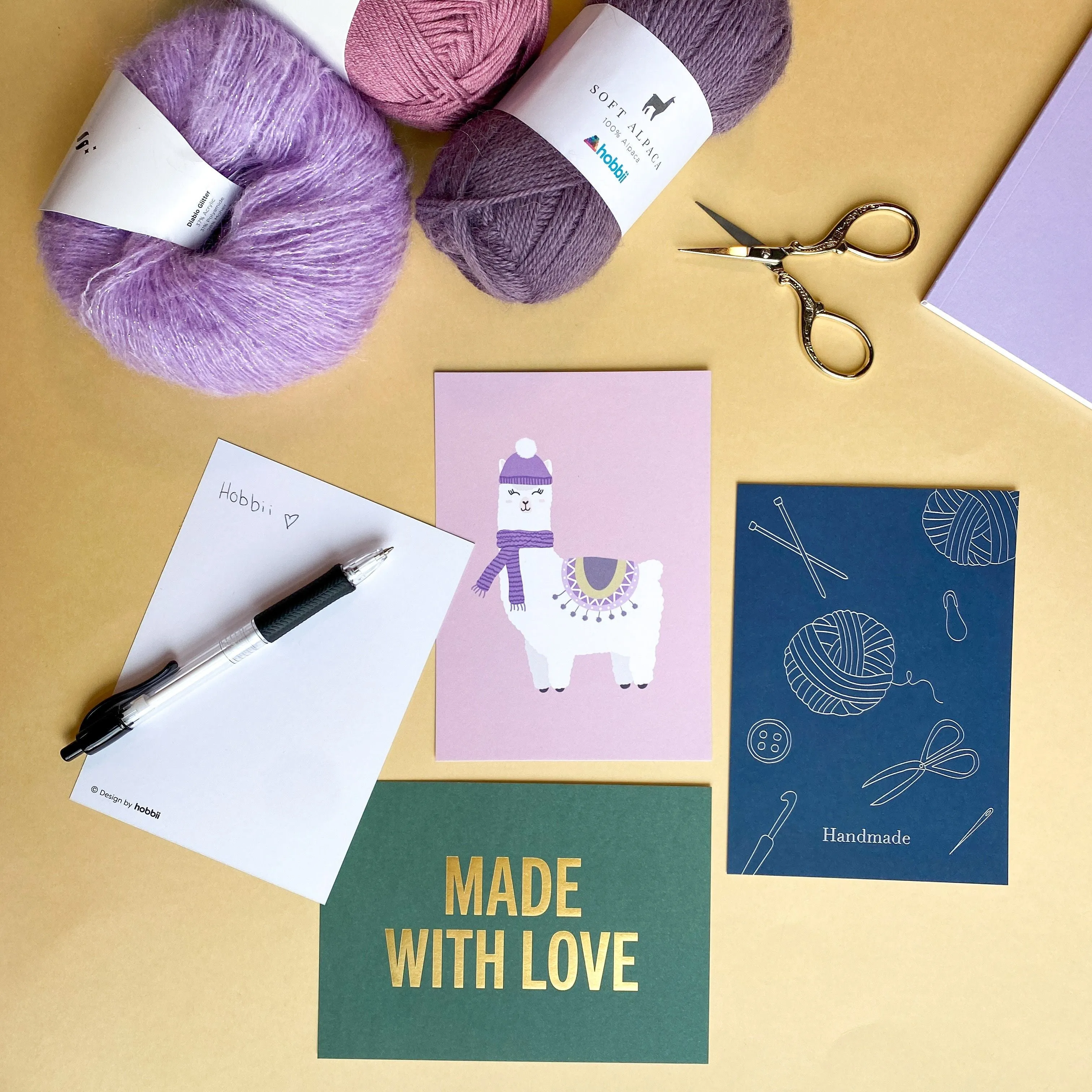 3023-postcards-made-with-love-1.webp