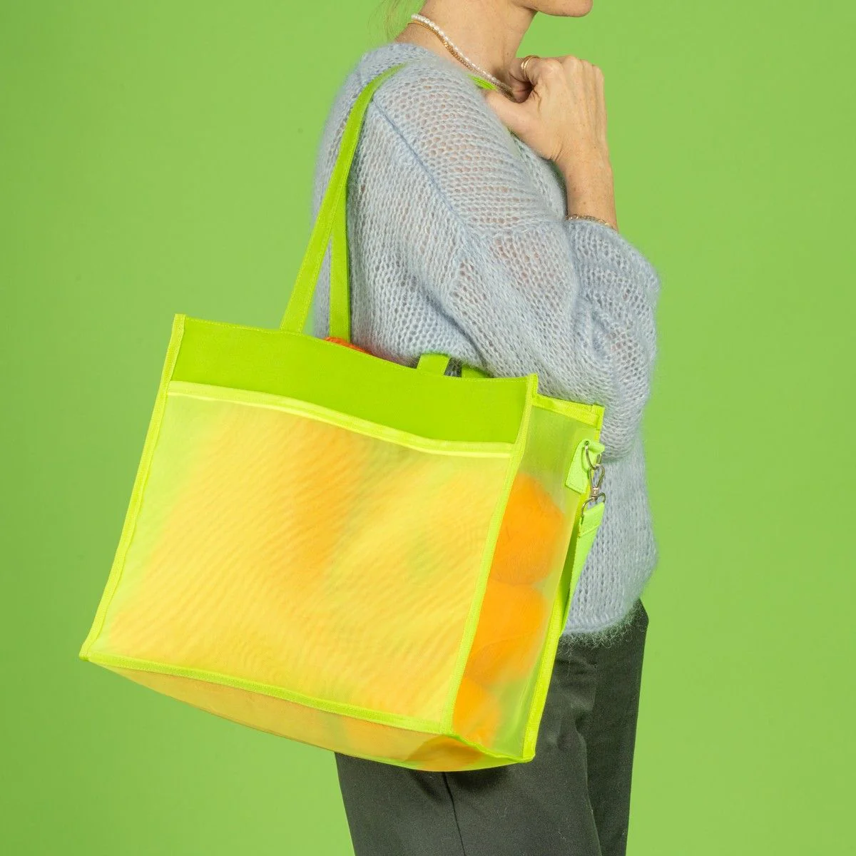 3049-mesh-shoulder-bag-1.webp