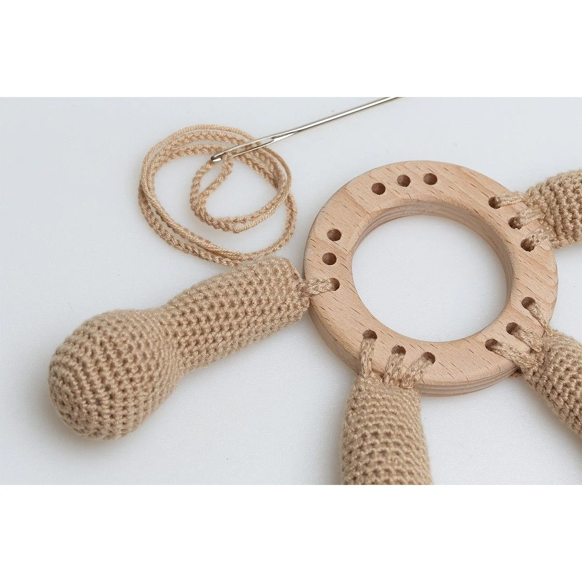 3109-wooden-ring-with-holes-1.webp