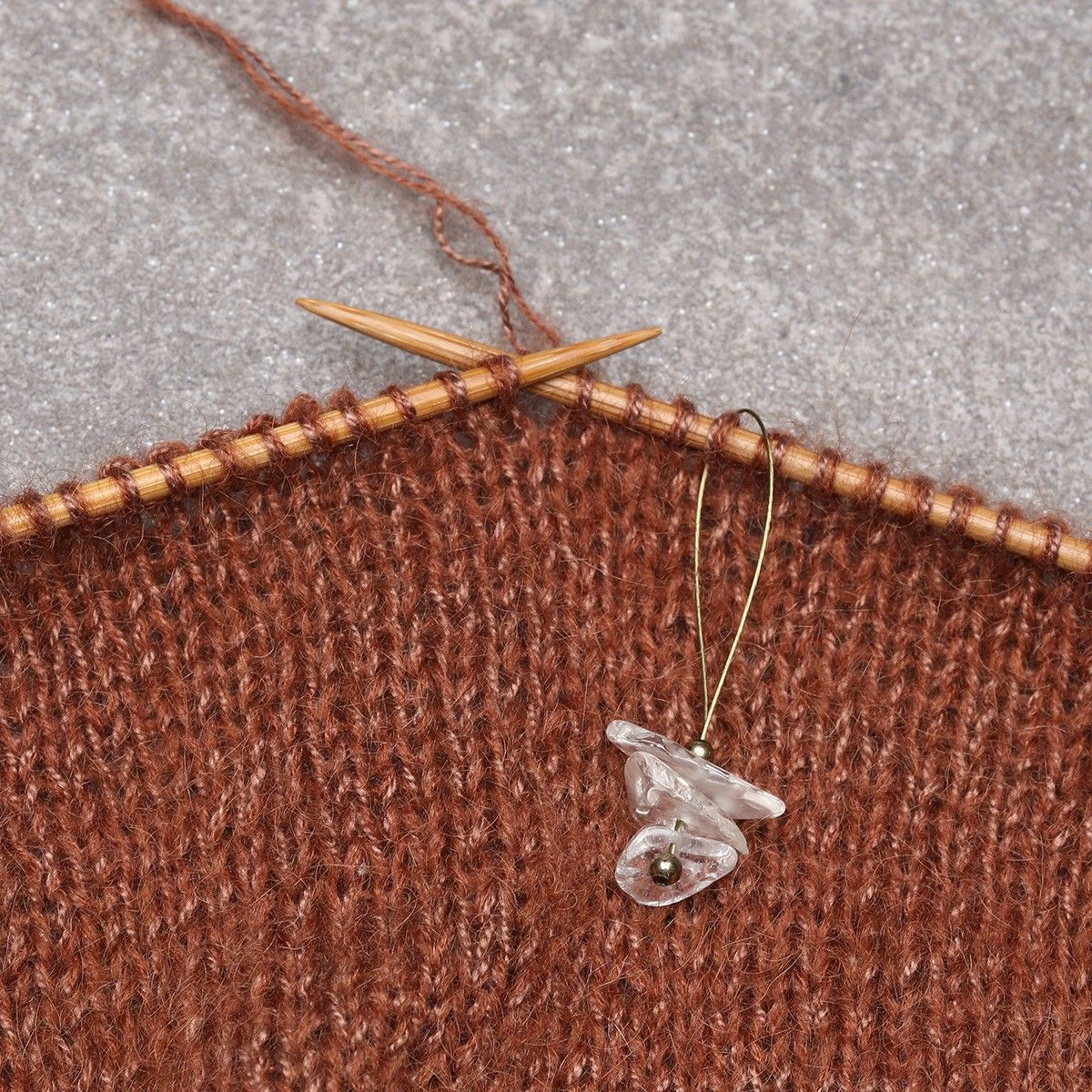 Stitch markers with Wire