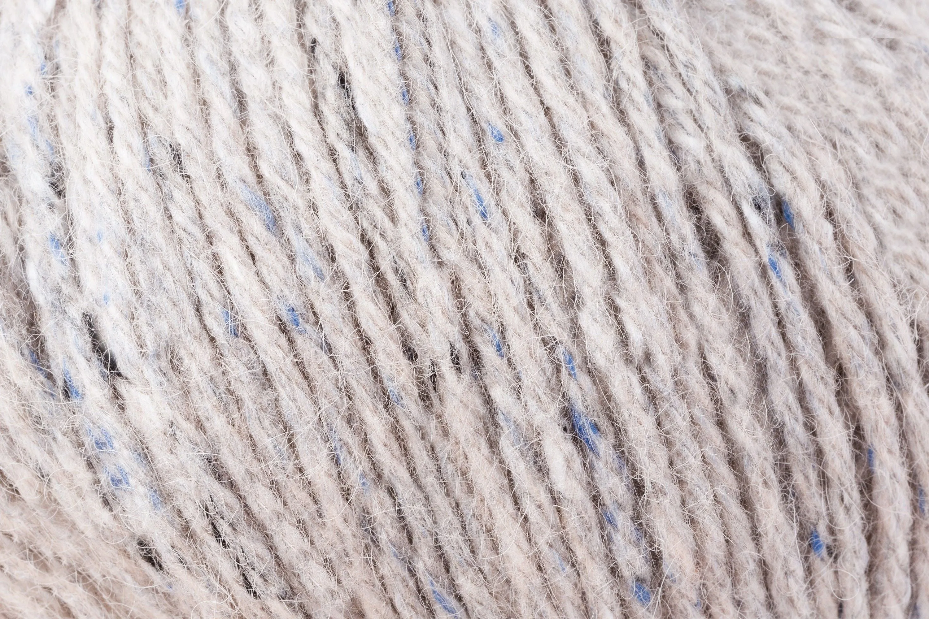 5220-felted-tweed-aran-1.webp