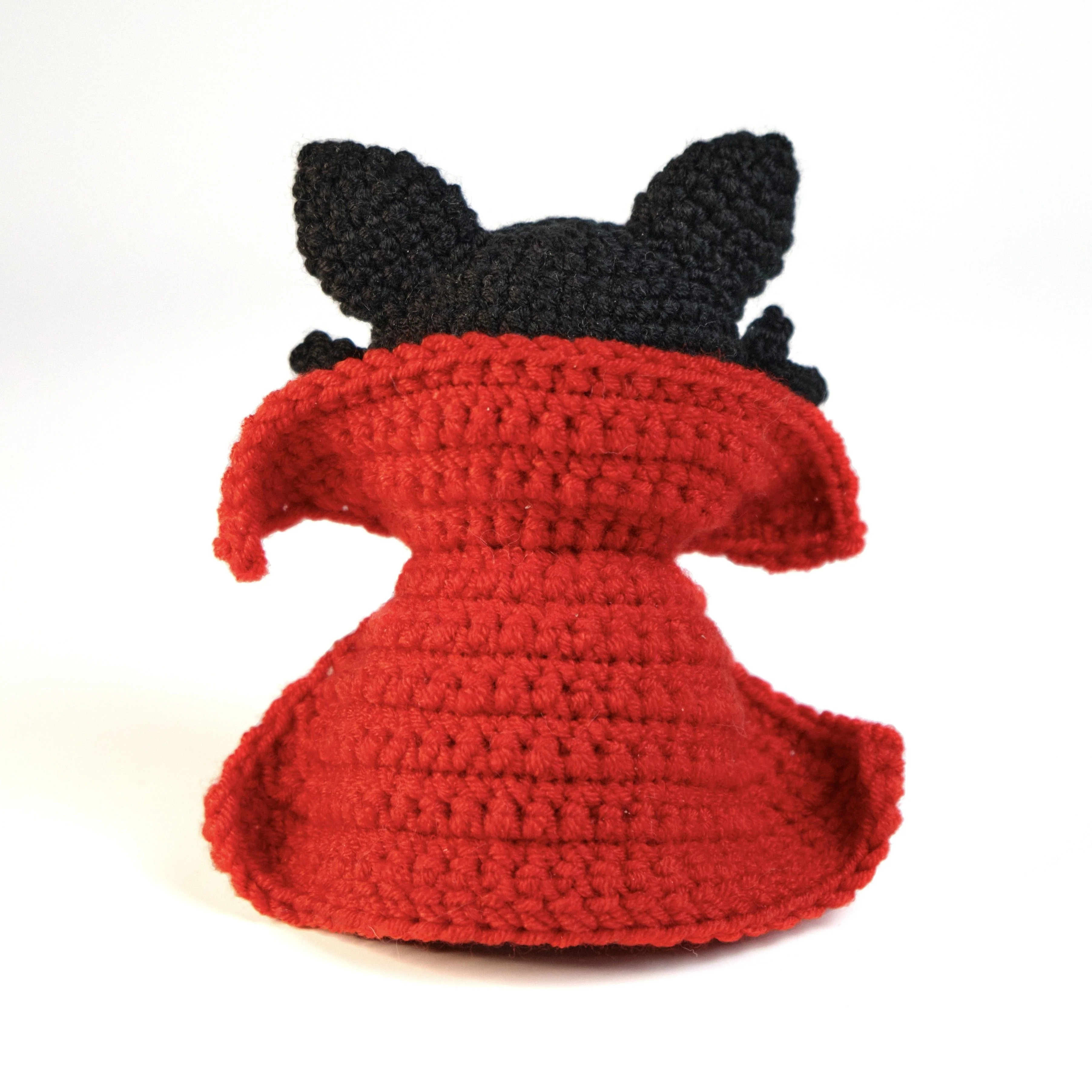 5597-dracula-cat-1.webp