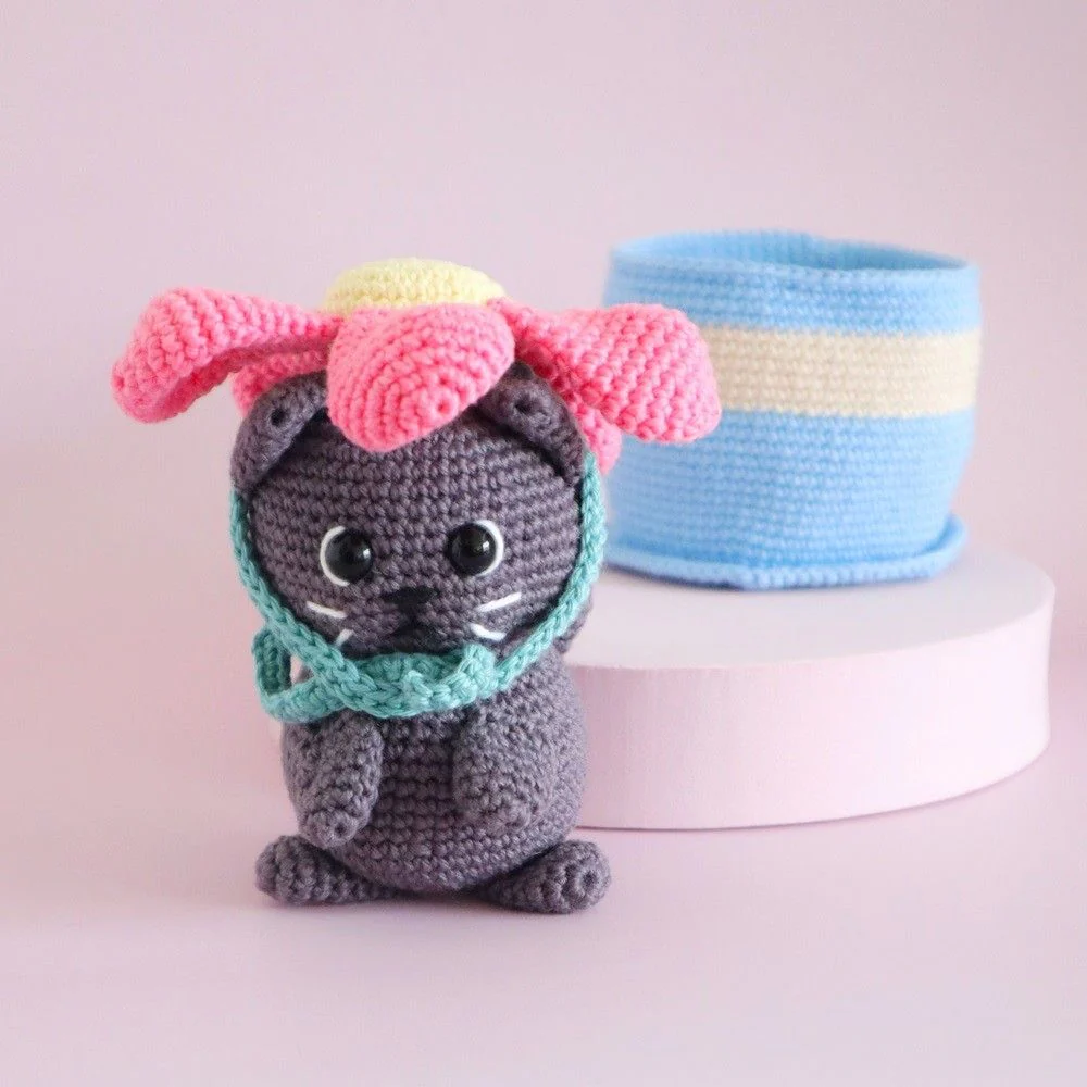 5639-pot-pet-kitty-amigurumi-1.webp