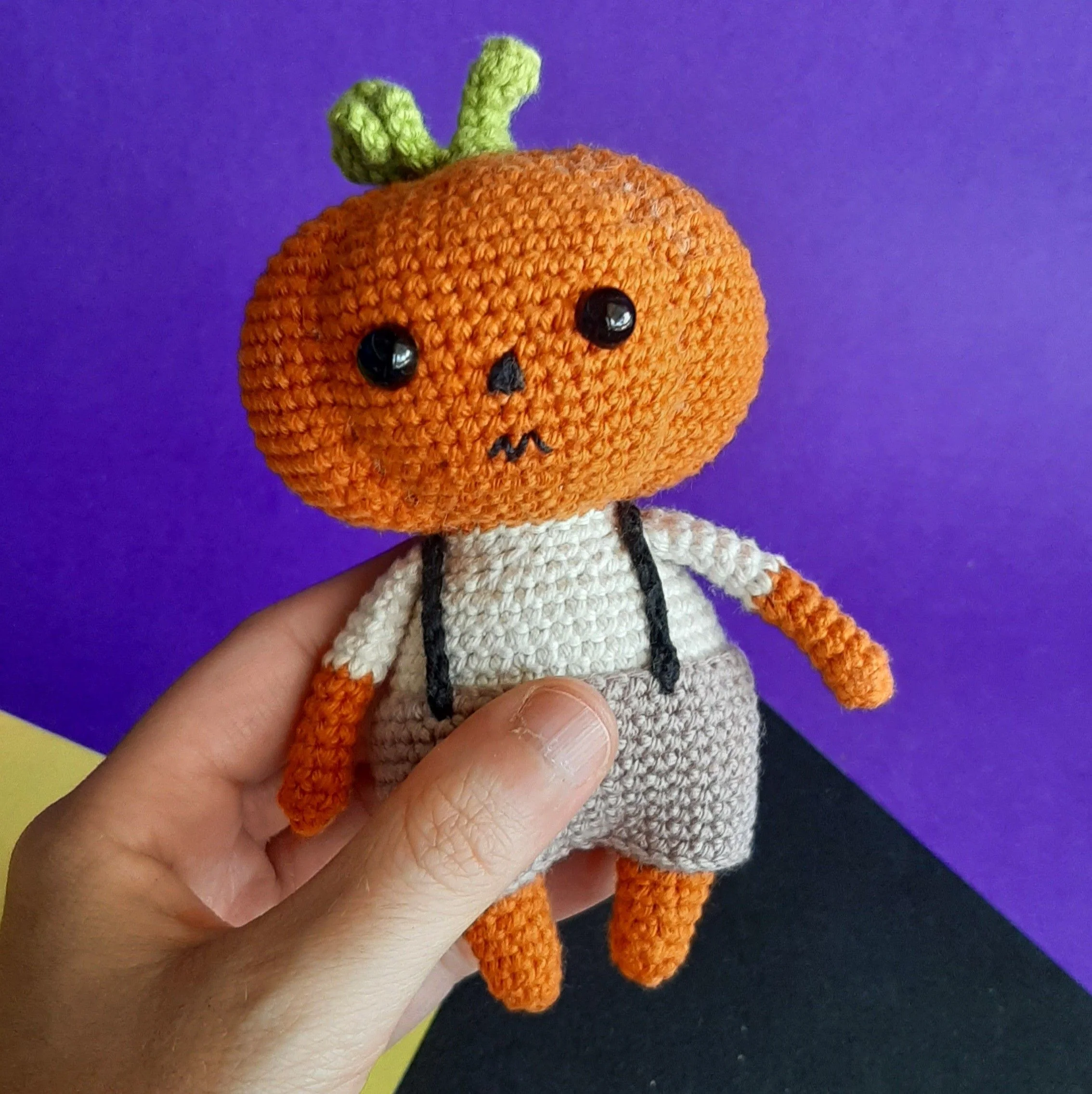 5643-potti-the-pumpkin-1.webp