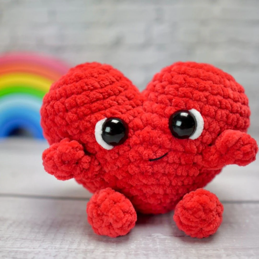 5645-holly-the-heart-1.webp