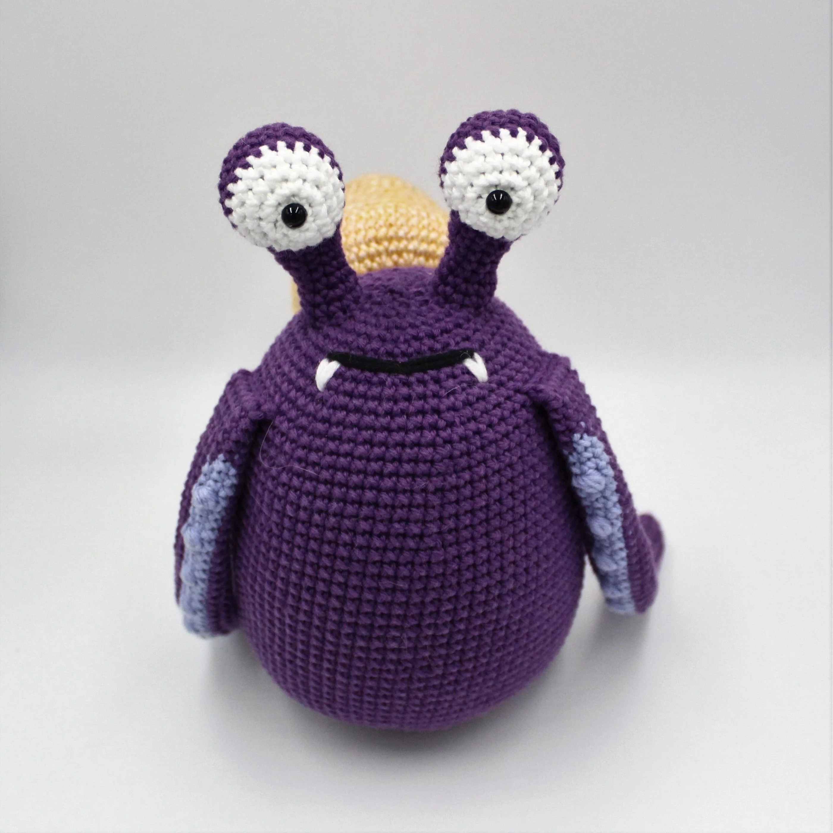 5663-monster-sebastian-1.webp