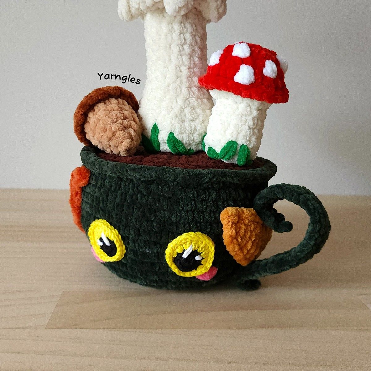 5669-a-cup-of-autumn-1.webp
