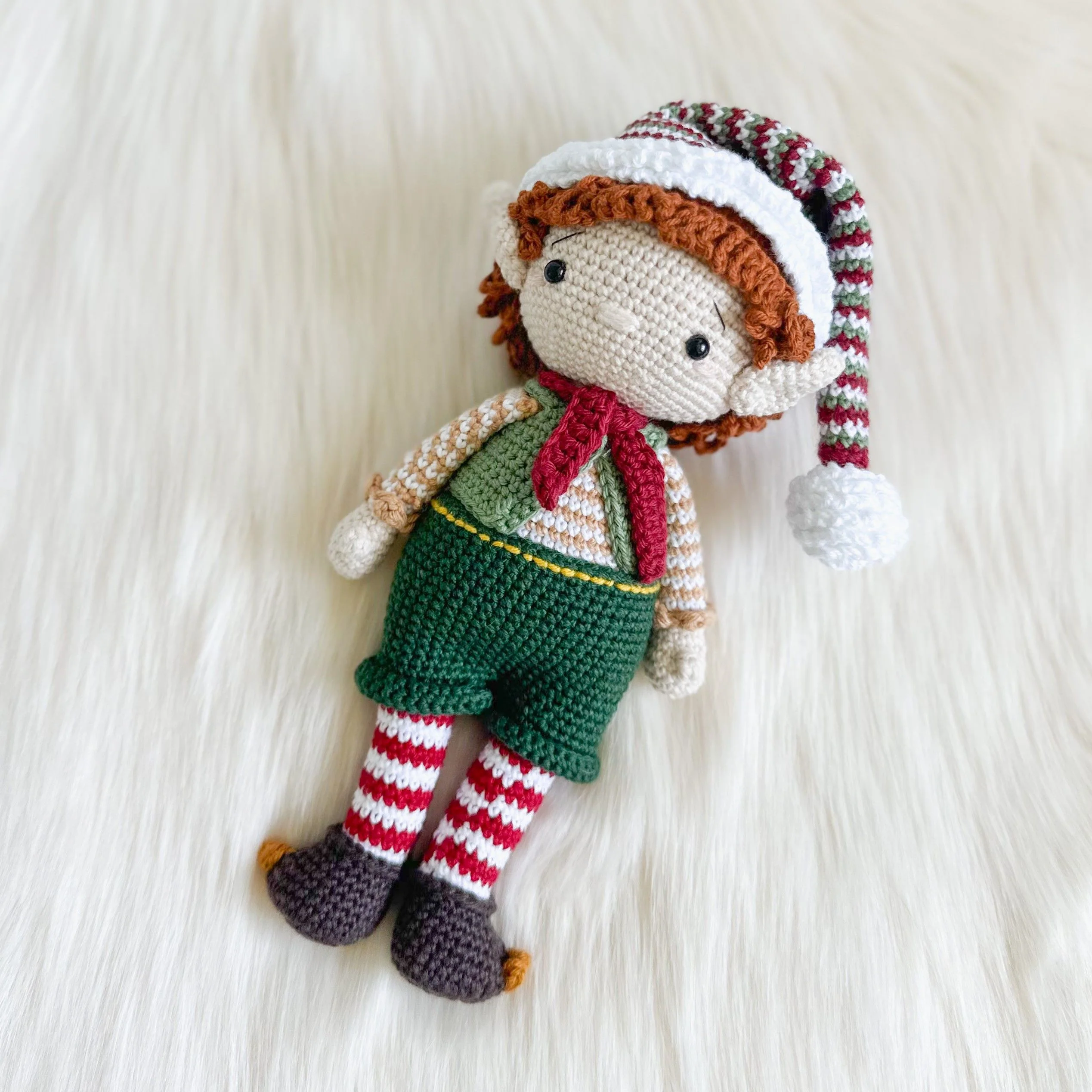 5670-peppermint-the-festive-elf-1.webp