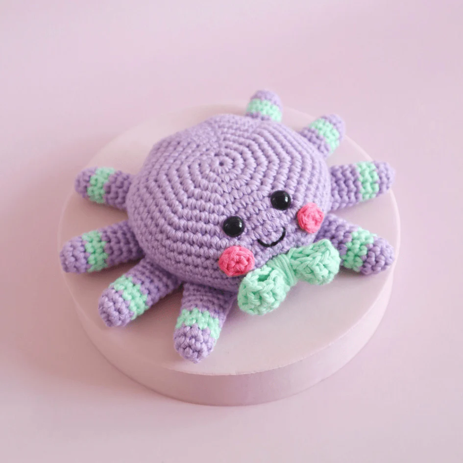 5671-earl-the-spider-1.webp