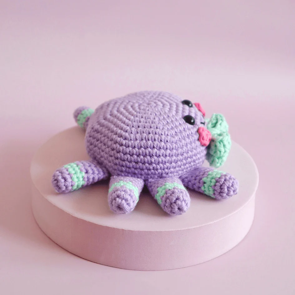 5671-earl-the-spider-1.webp