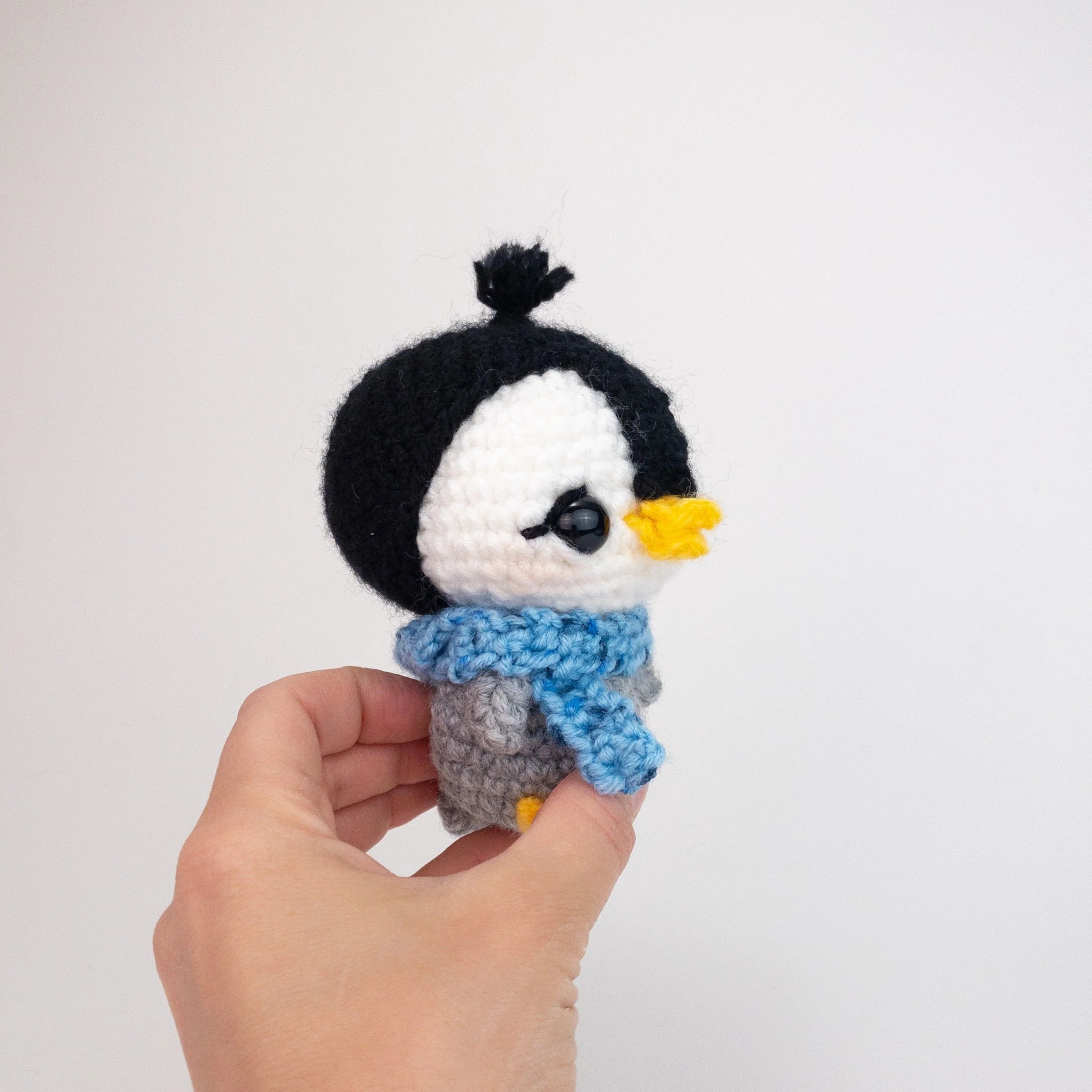 5678-mama-penguin-baby-piper-1.webp