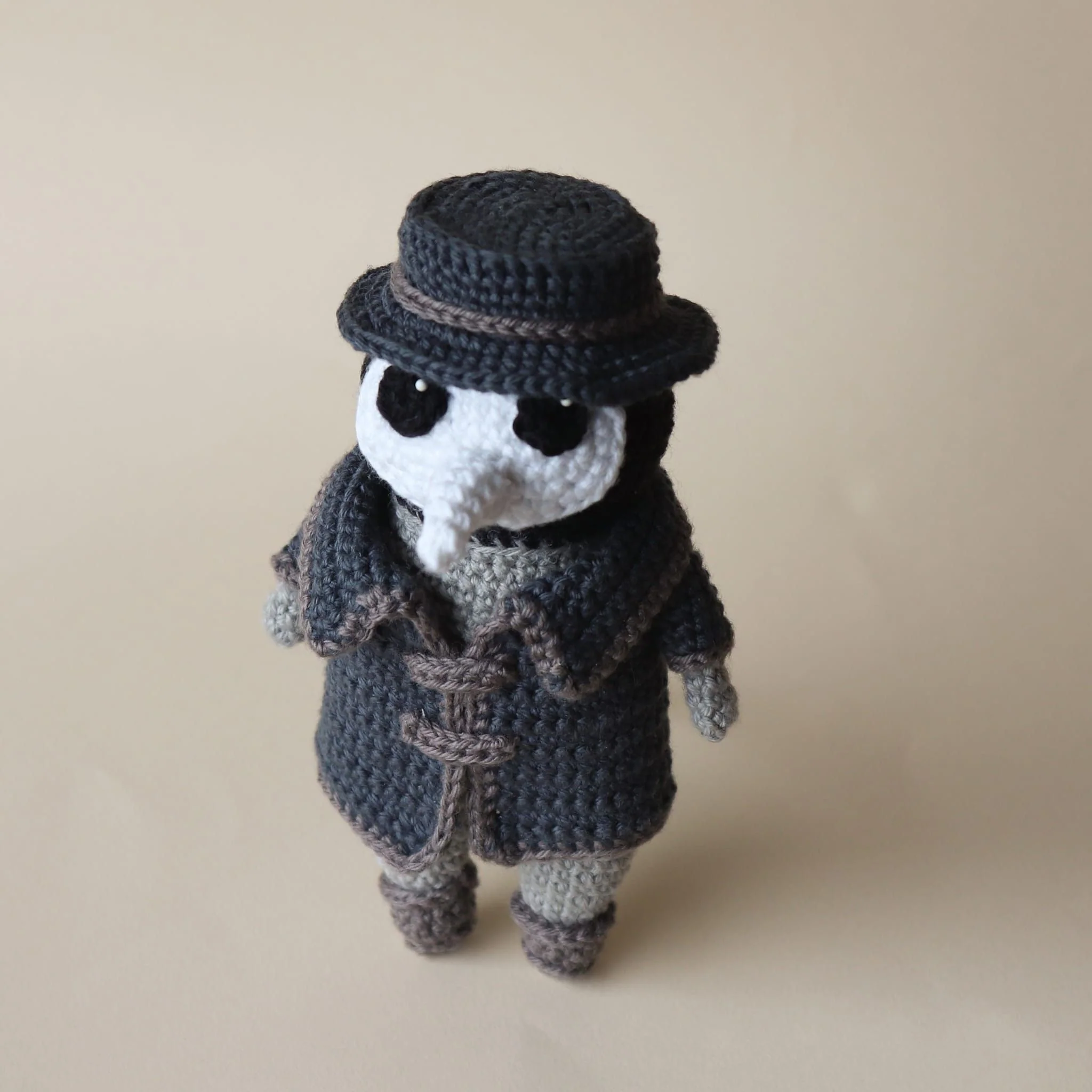 5682-plague-doctor-plague-nurse-1.webp