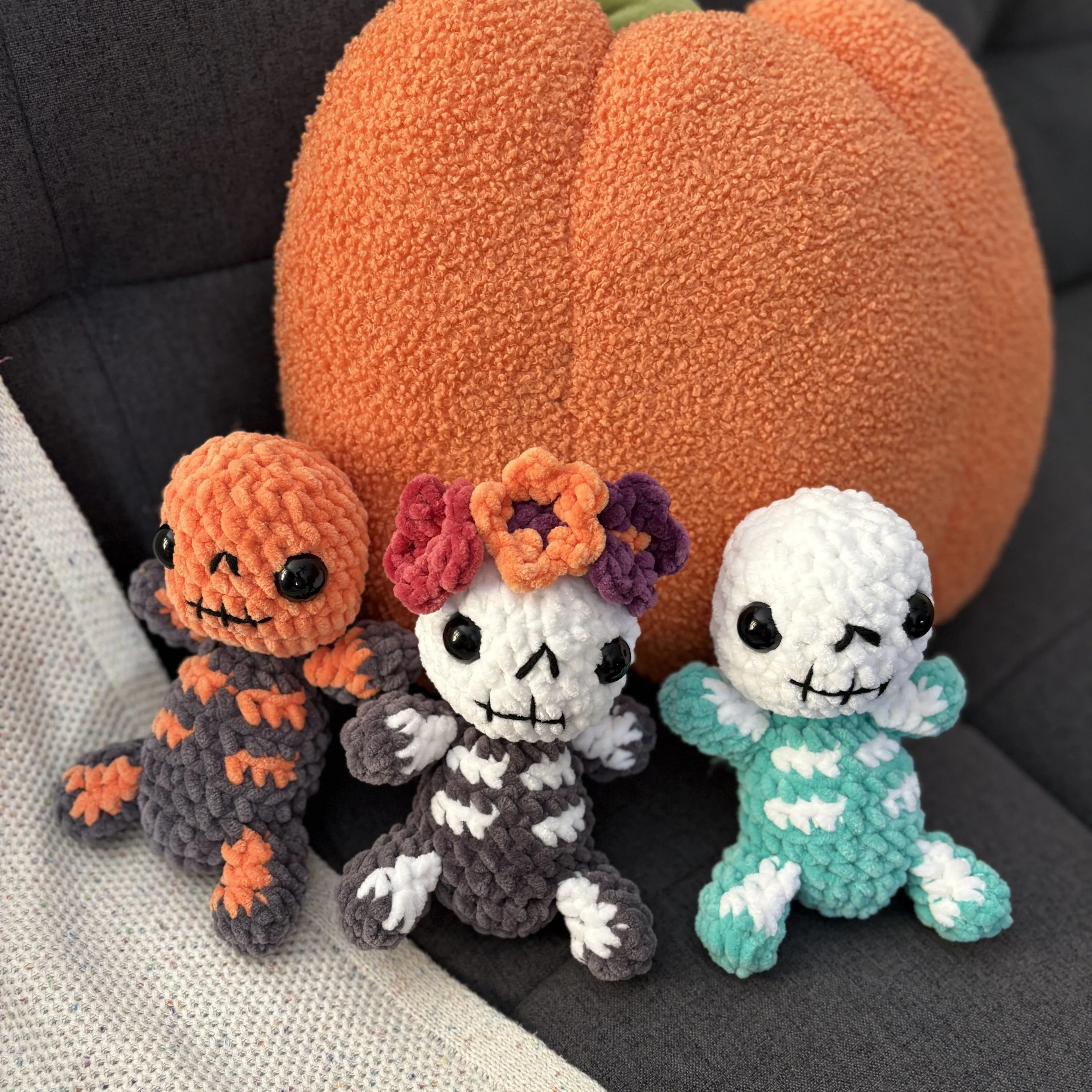 5689-sugar-the-skeleton-1.webp