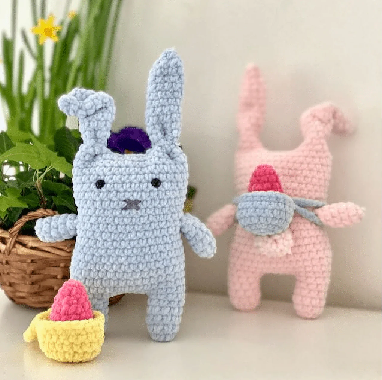 5709-easter-bunnies-1.webp
