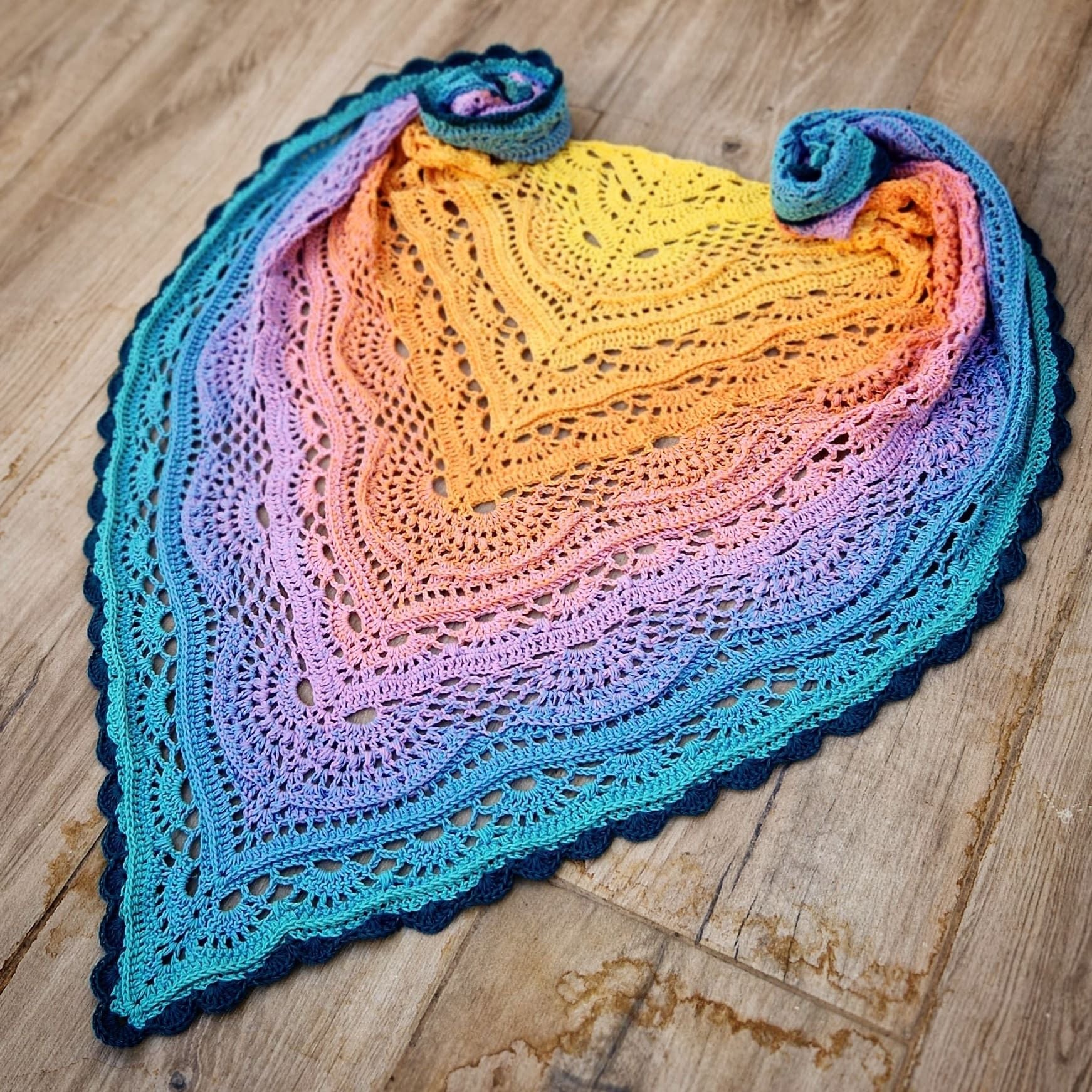 577-darjeelingtea-shawl-1.jpg