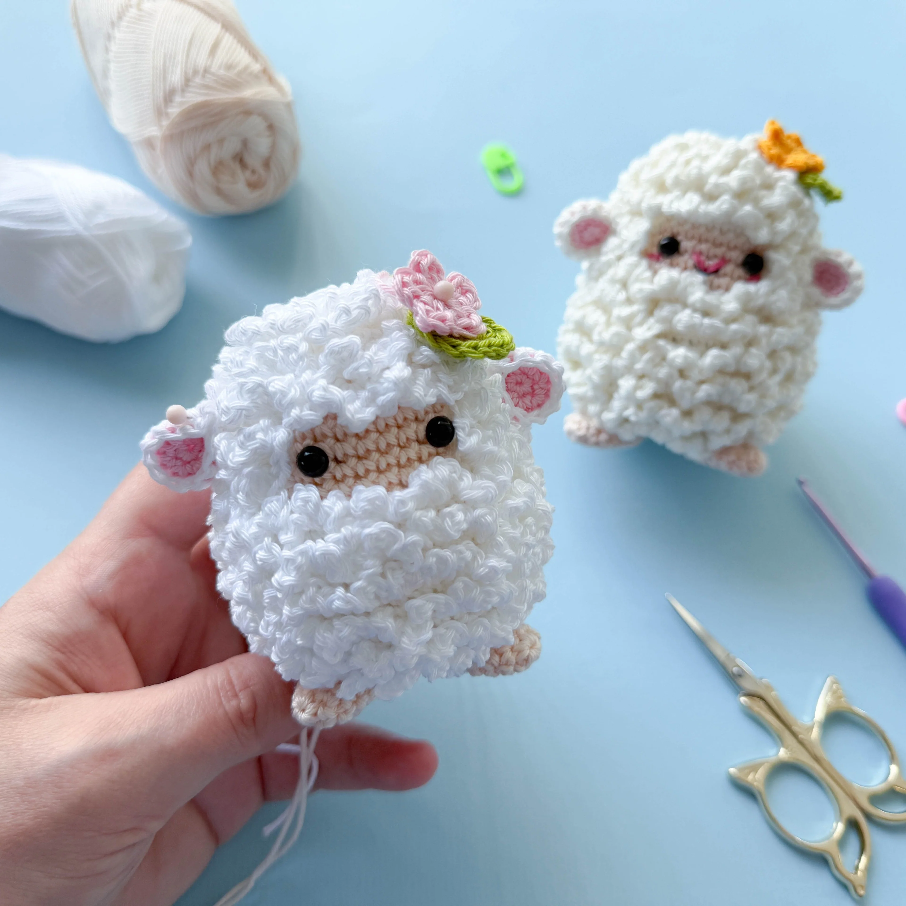 5776-sheep-easter-surprise-egg-1.webp