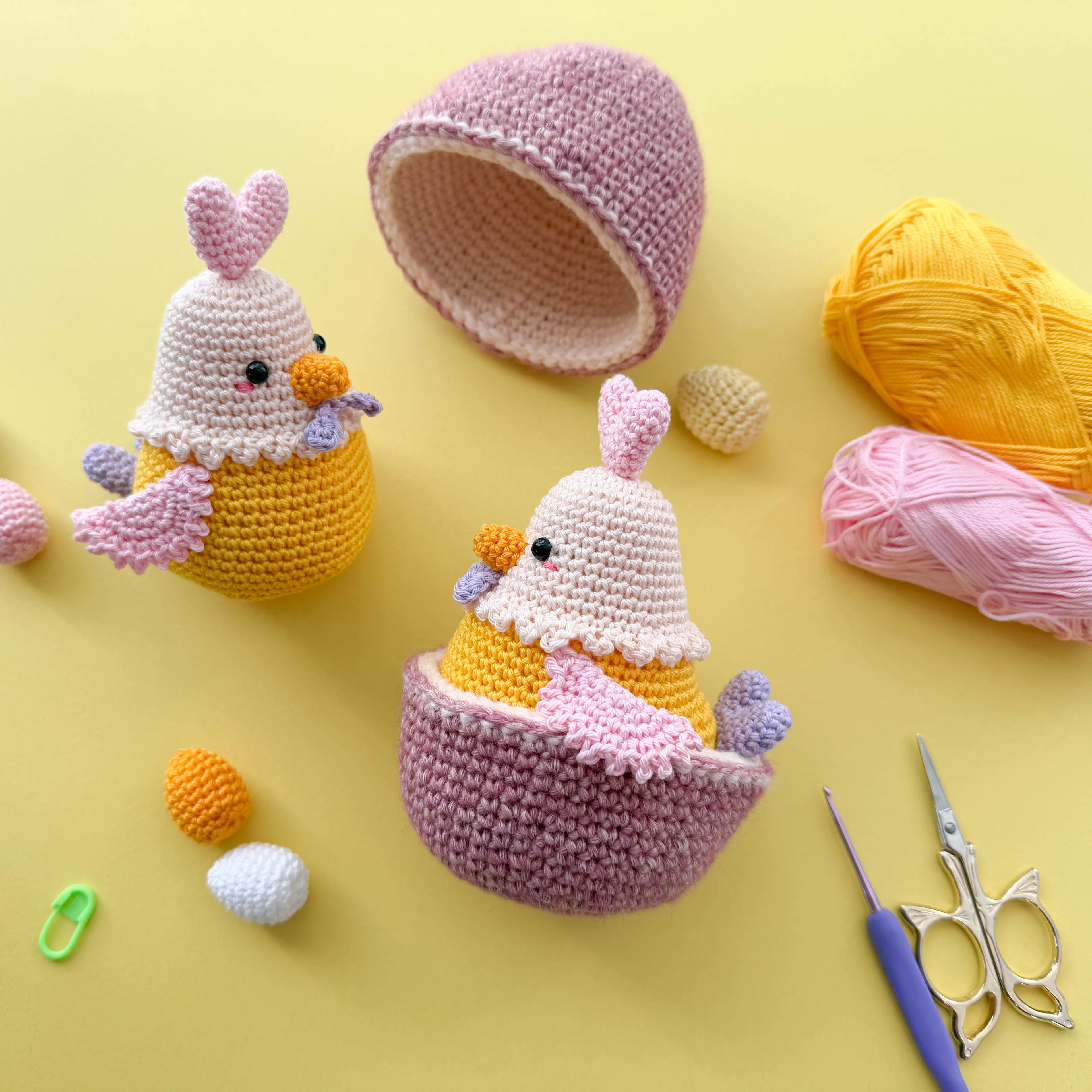 Chicken - Easter Surprise Egg