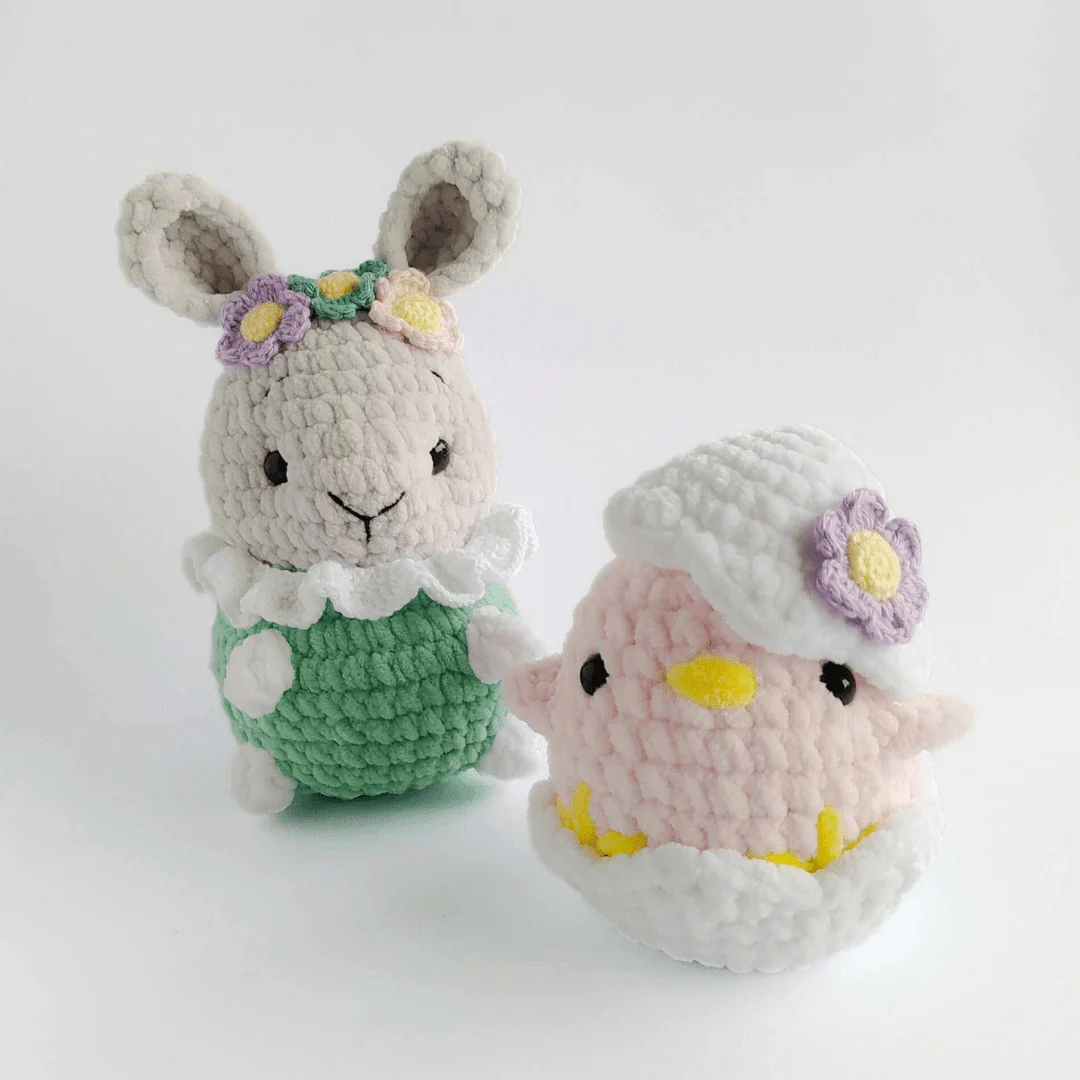 5779-flora-and-daisy-1.webp