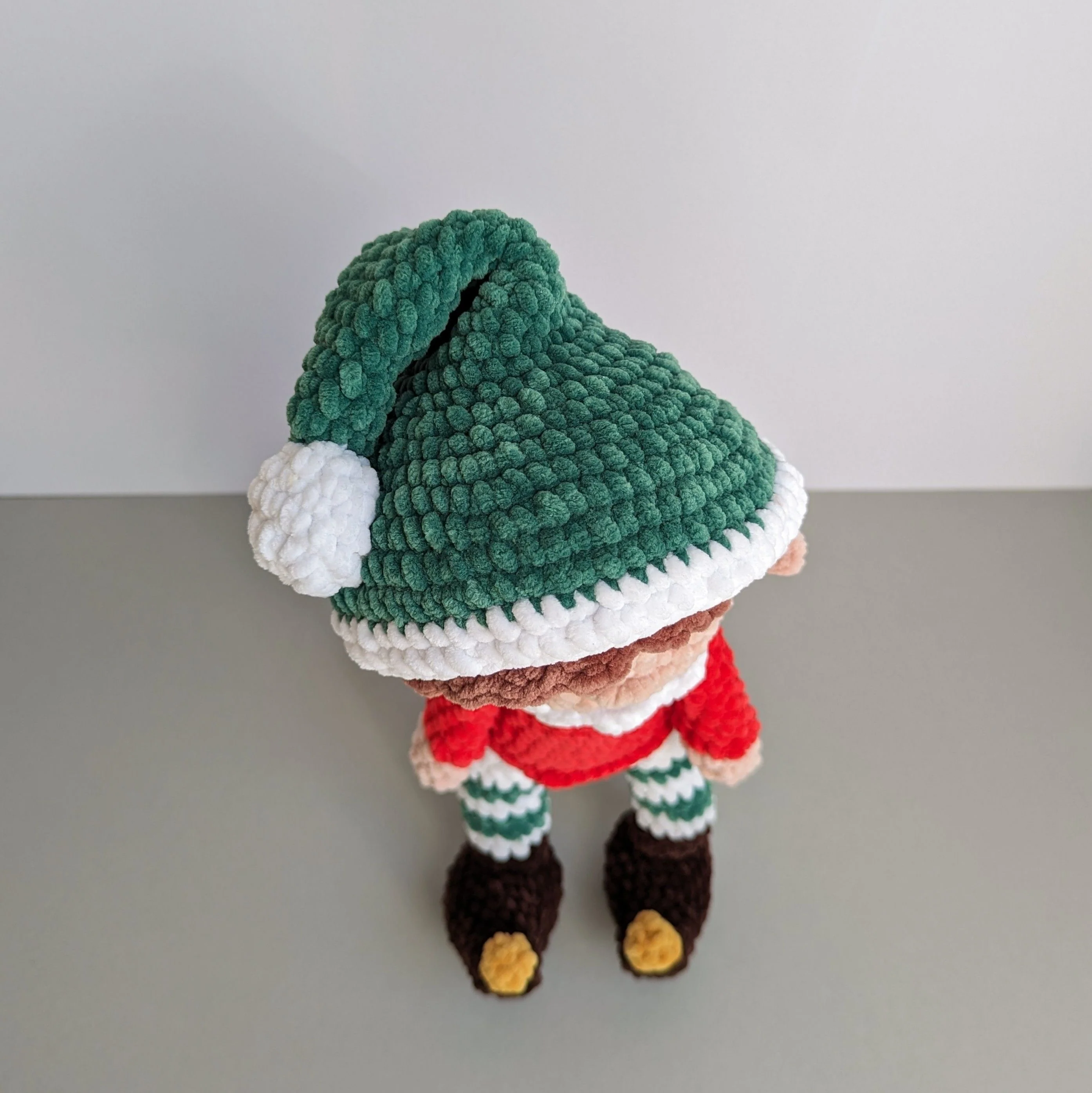 5821-elf-on-the-shelf-1.webp