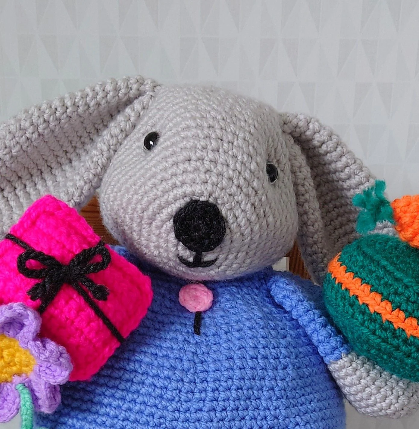 5834-benny-the-bunny-1.webp