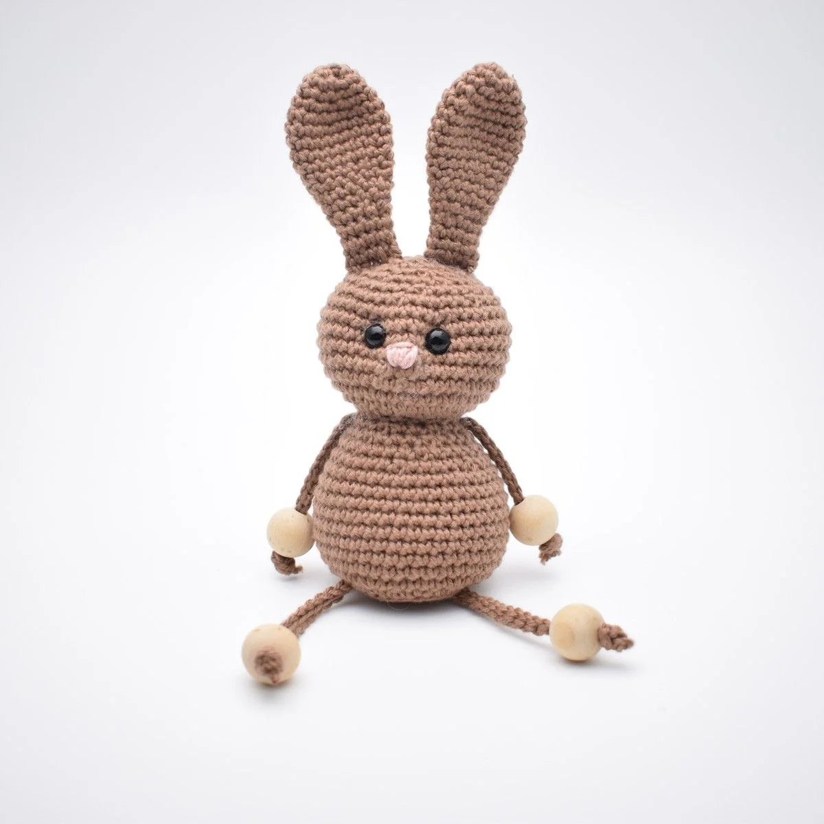 5835-easter-bunnies-small-1.webp