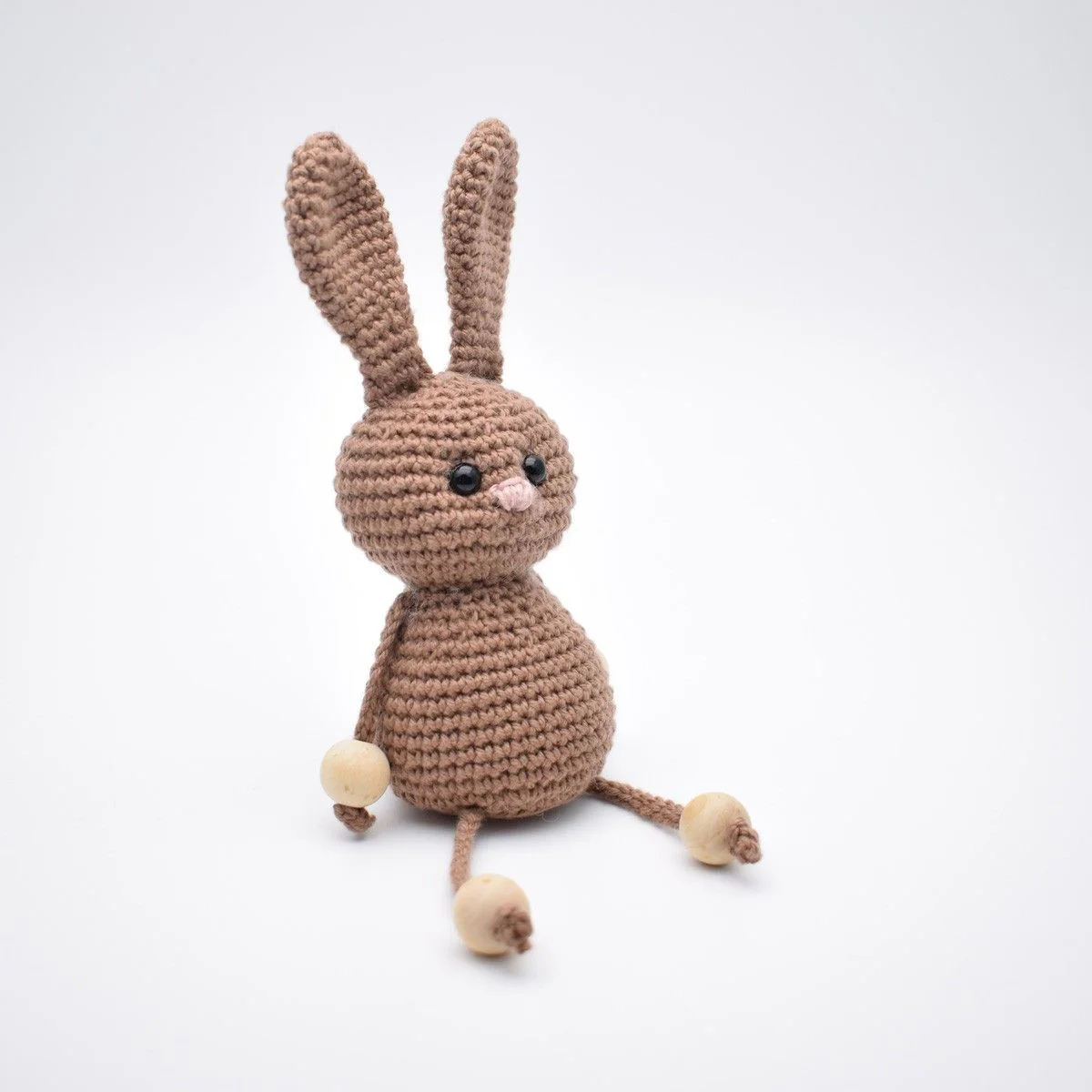 5835-easter-bunnies-small-1.webp