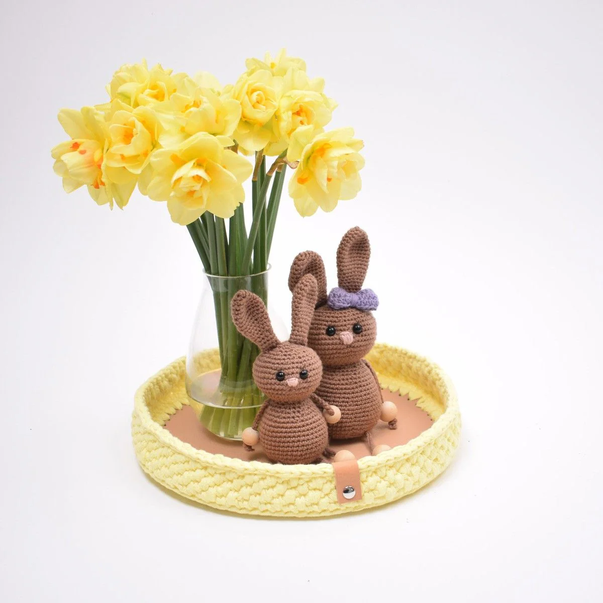 5835-easter-bunnies-small-1.webp