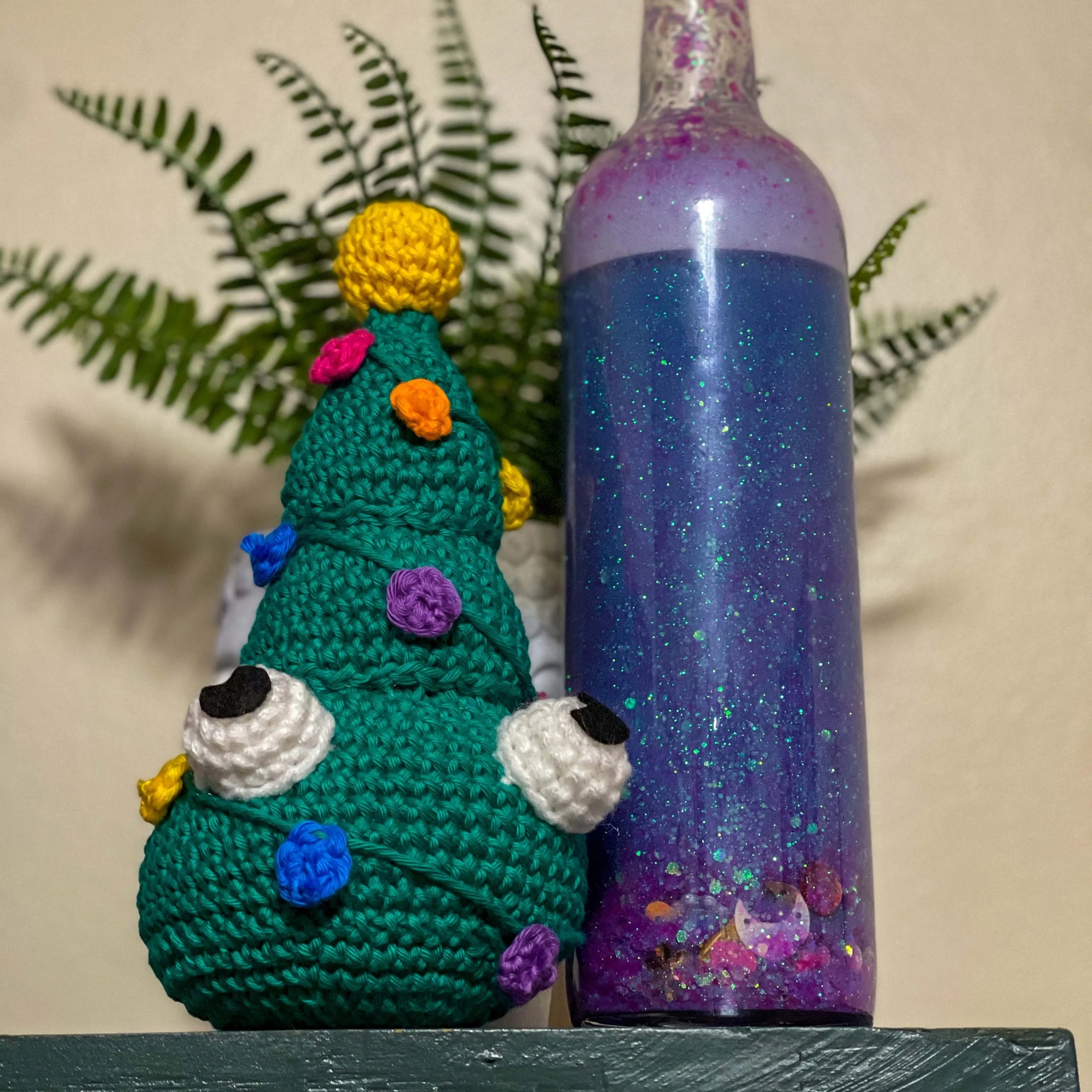 Evergreen - The Happy Holiday Tree