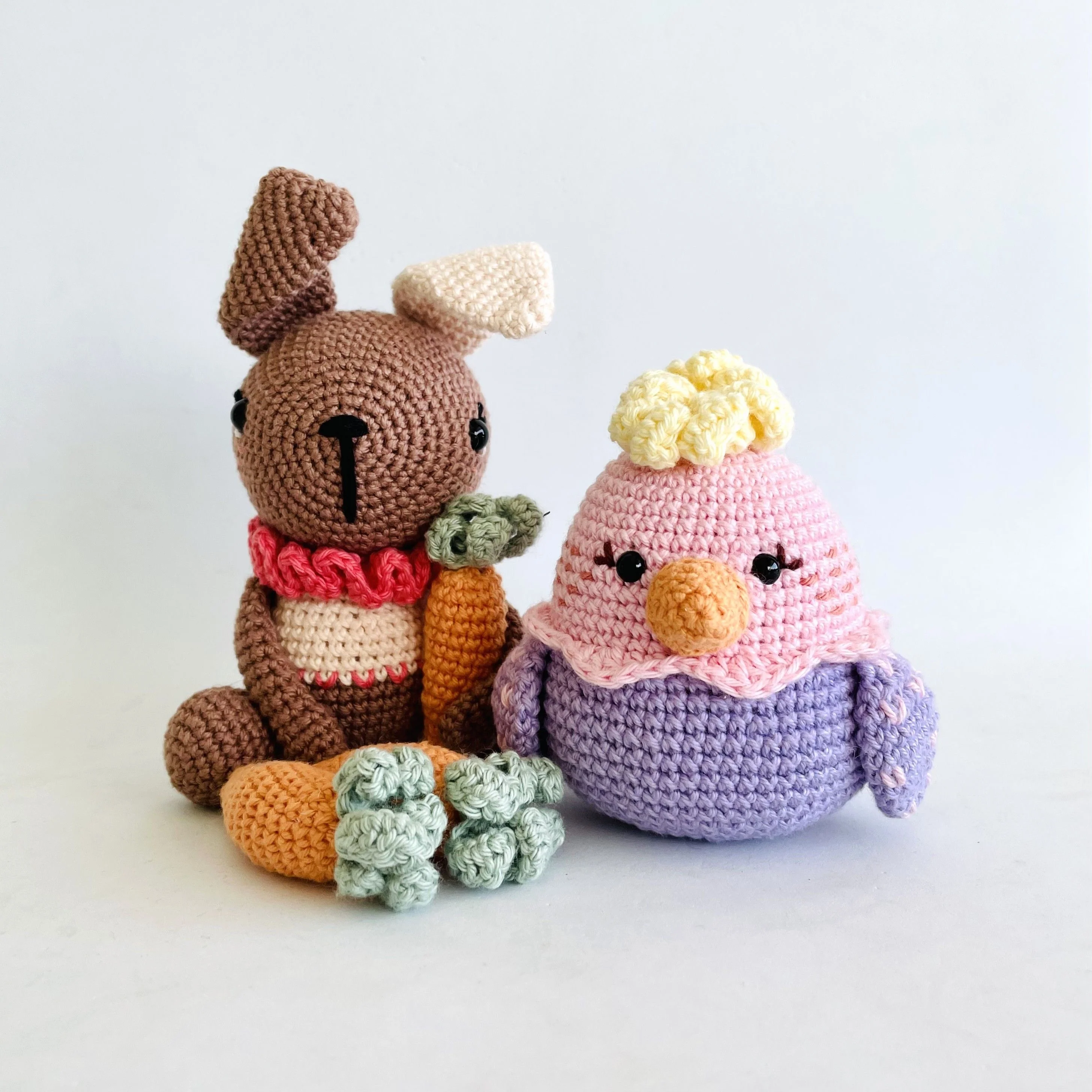 Colorful Easter - Bunny & Hen