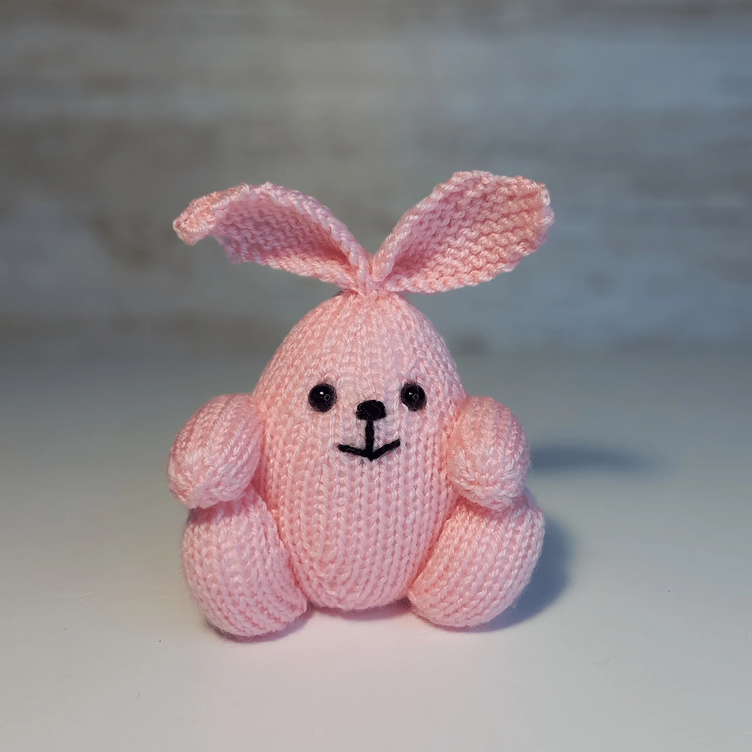 5868-easter-bunnies-easter-decor-1.webp