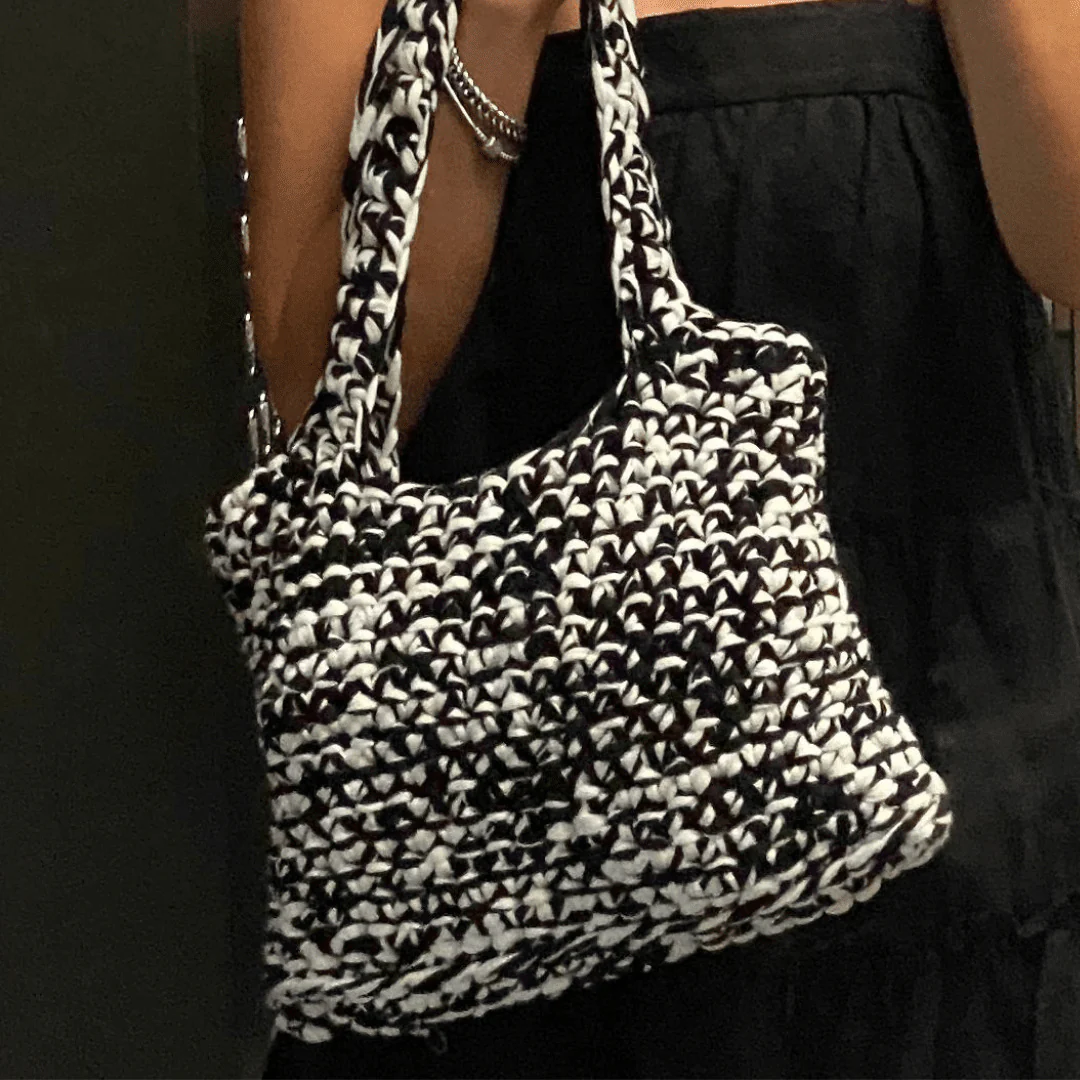 588-trendy-everyday-handbag-1.webp