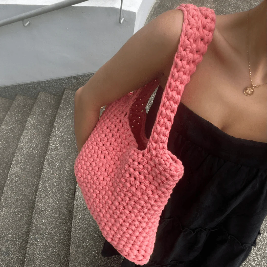 588-trendy-everyday-handbag-1.webp