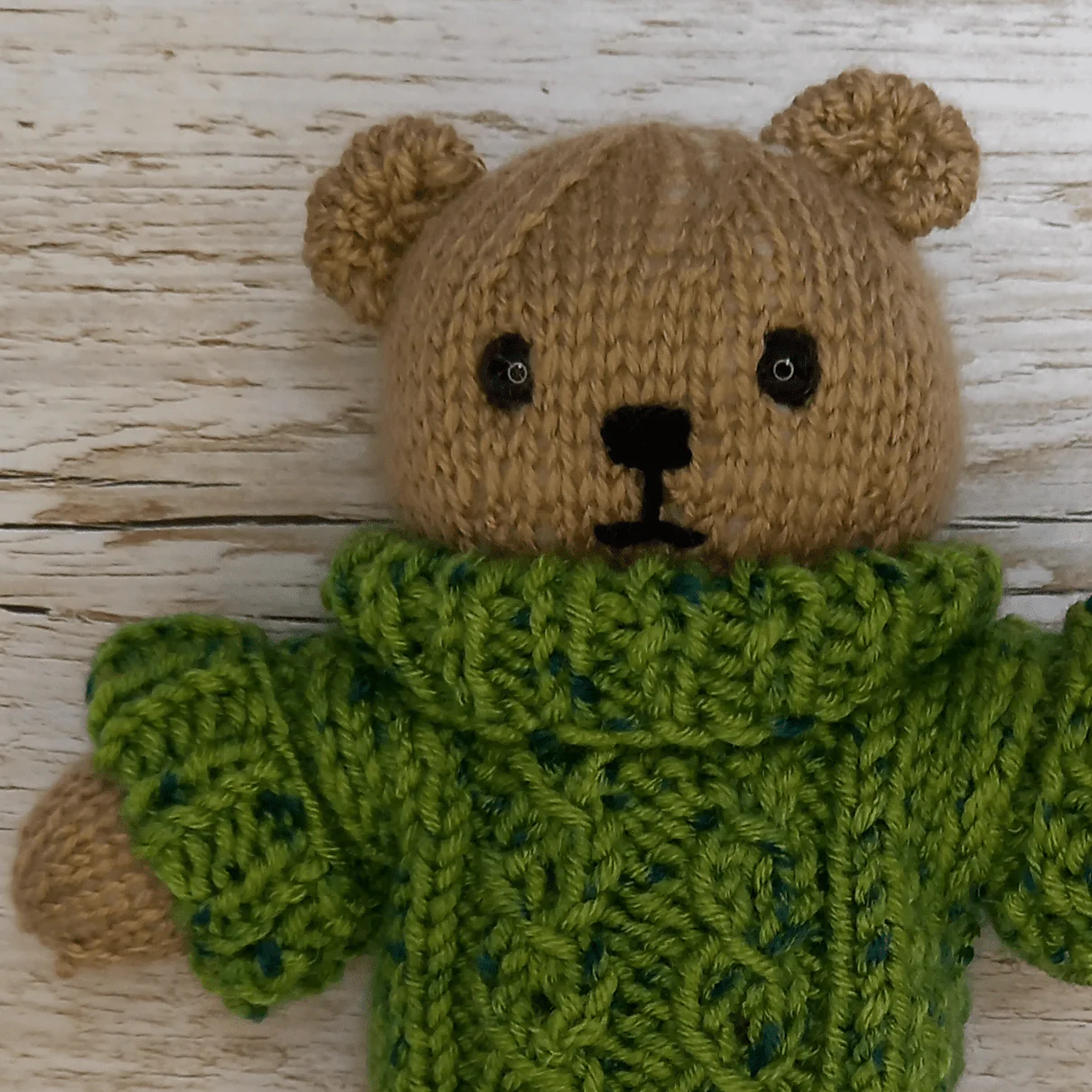 5882-bear-in-sweater-1.webp